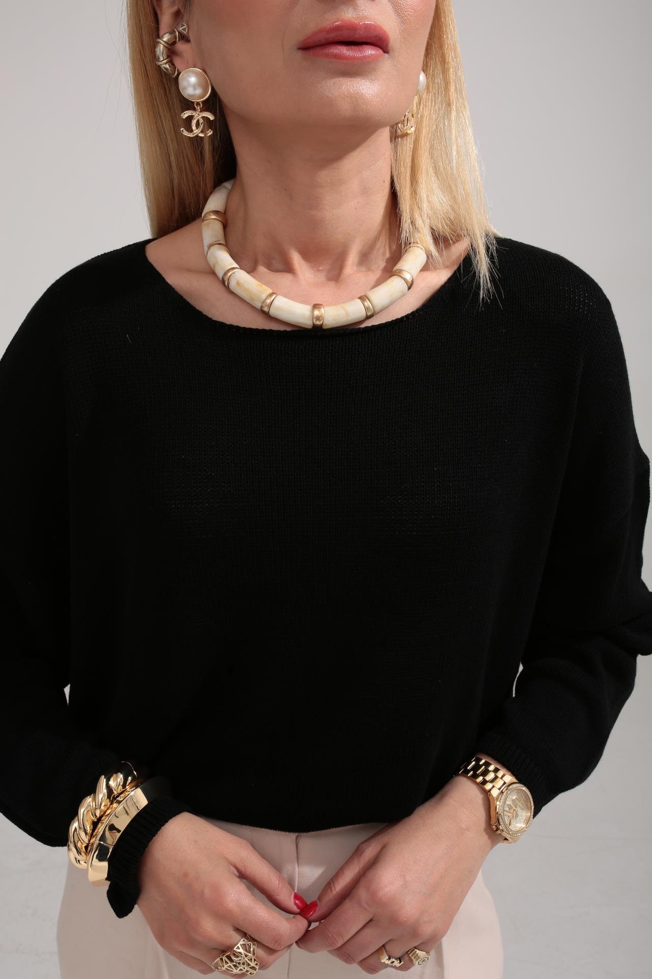 Geniş Yaka Siyah Mevsimlik Triko TRİKO VE KAZAK | NO33