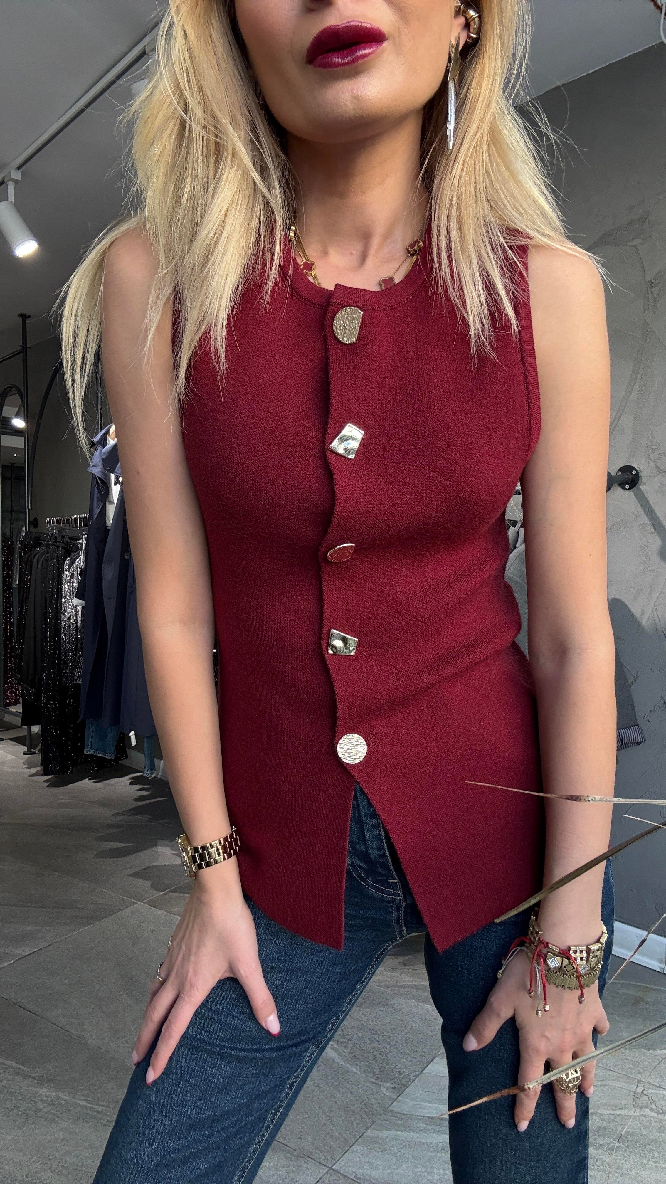 Gold Düğmeli Kolsuz Bordo Triko Yelek YELEK