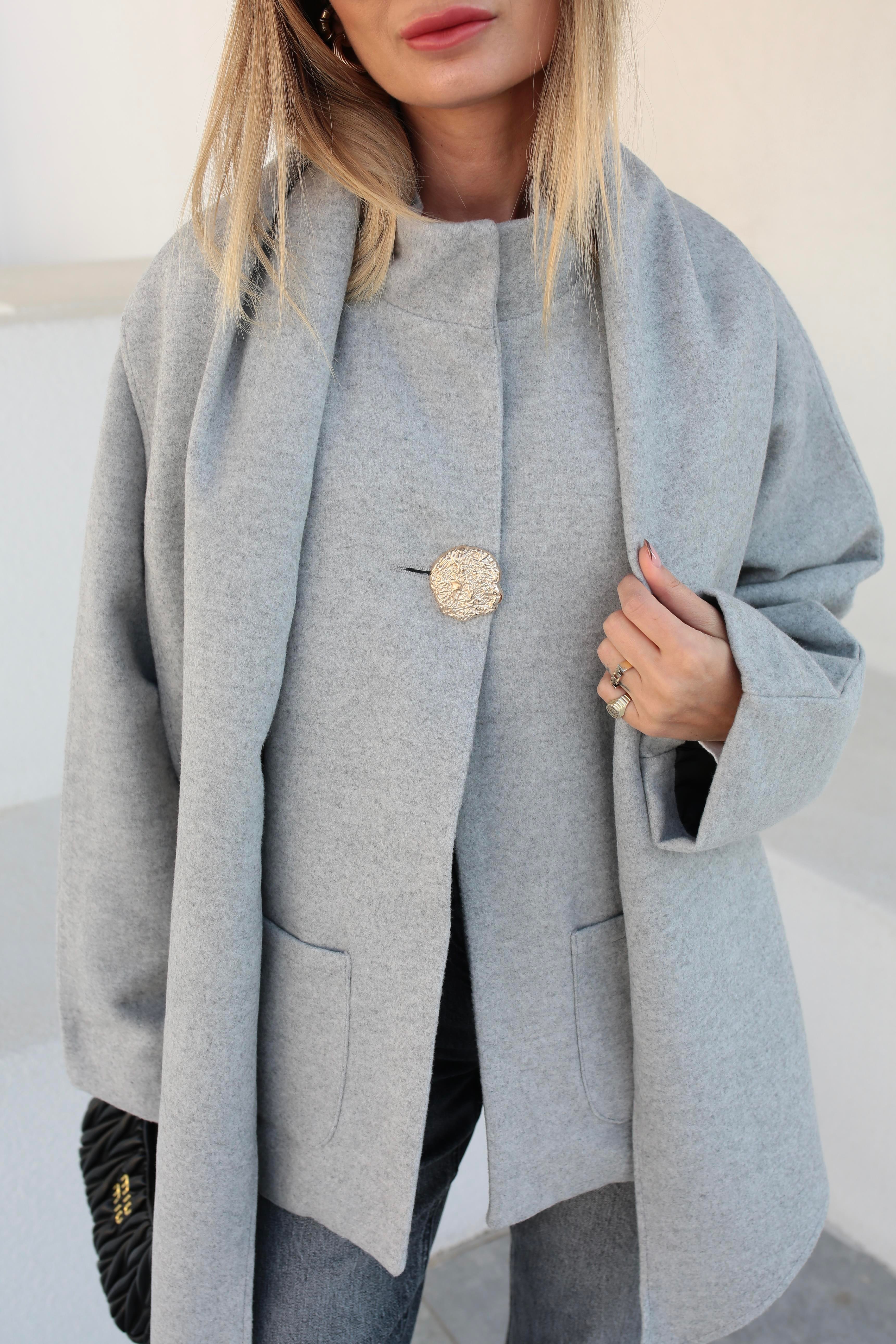 Gold Düğmeli Şallı Gri Kaşe Ceket CEKET