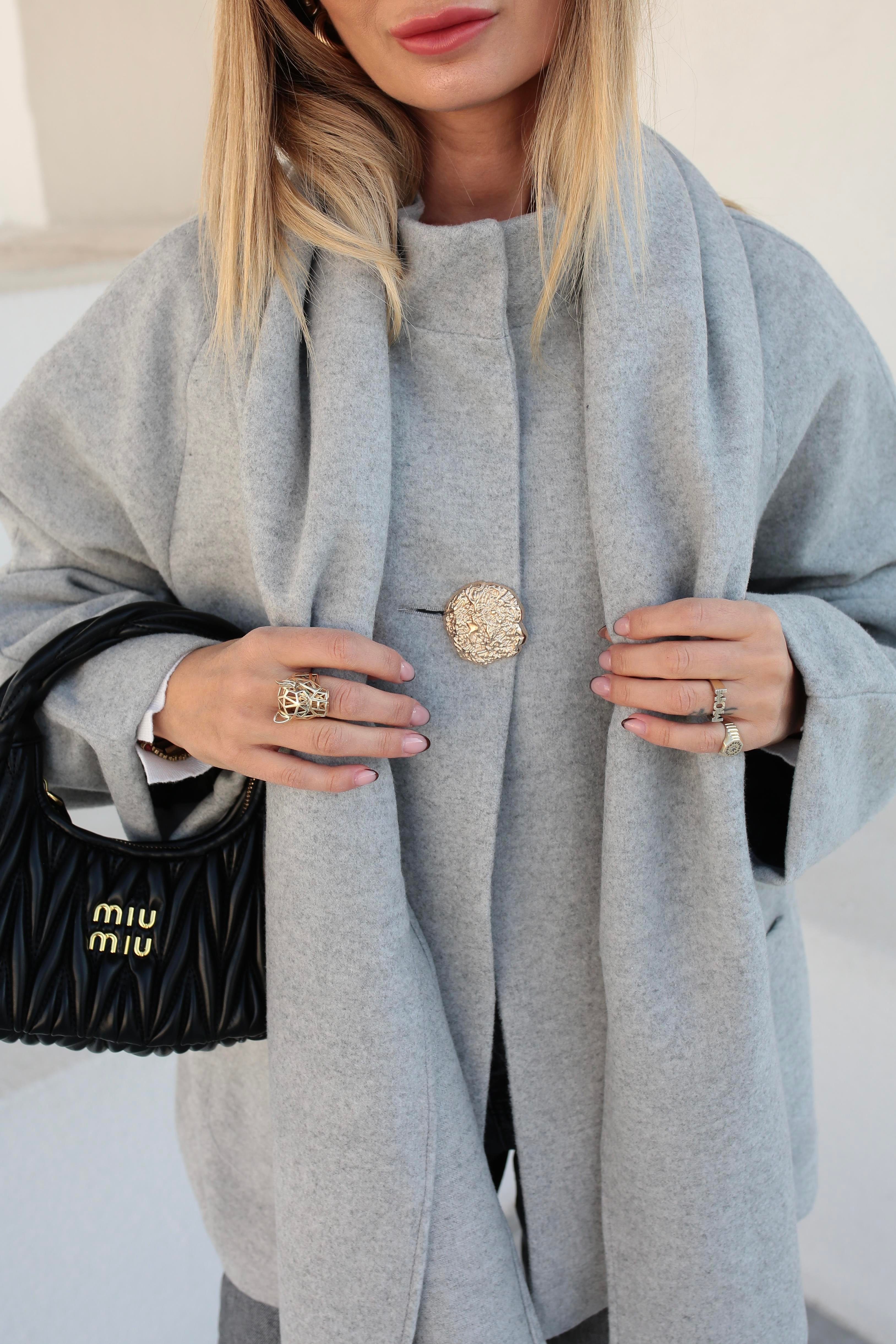 Gold Düğmeli Şallı Gri Kaşe Ceket CEKET