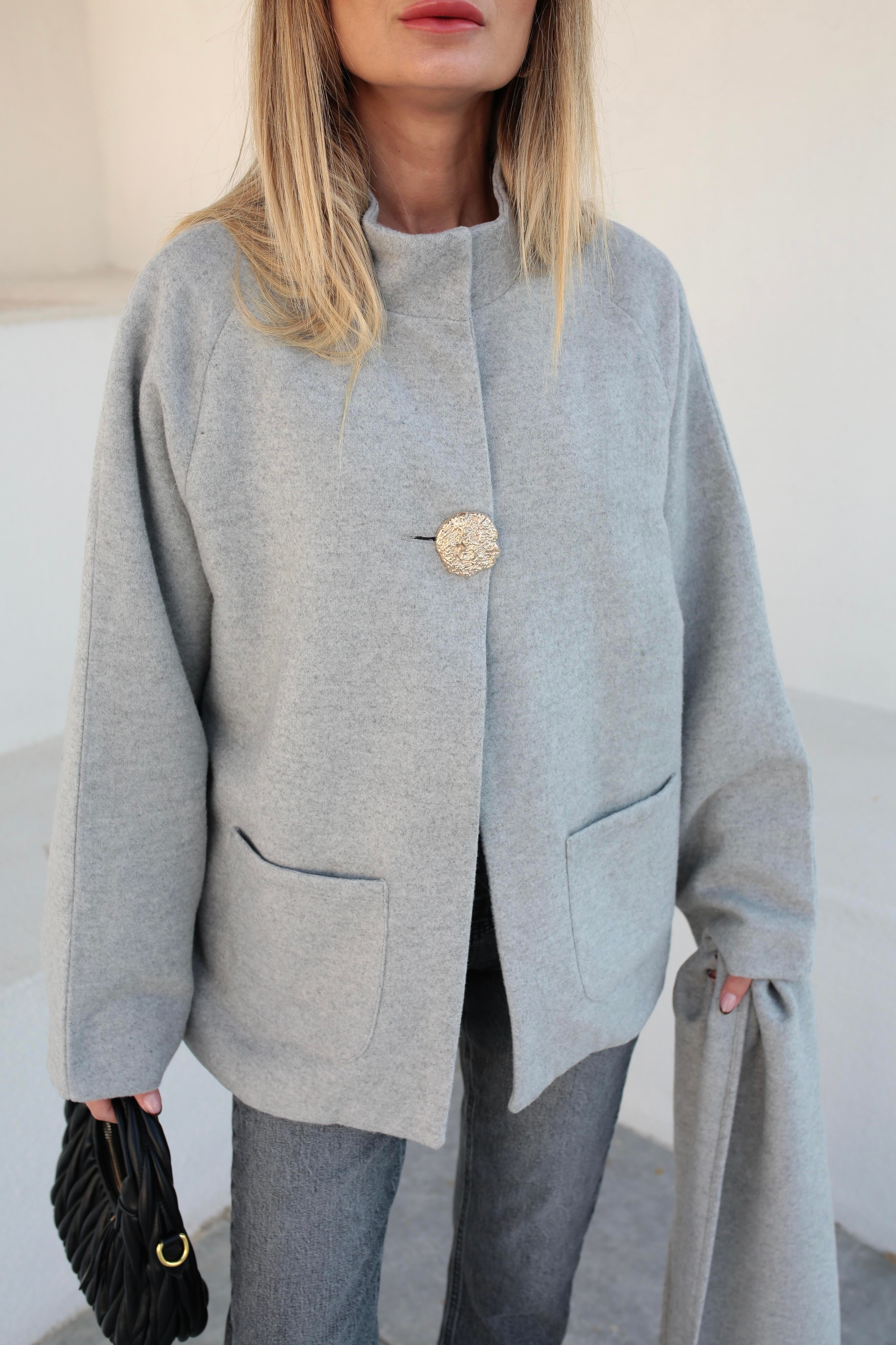 Gold Düğmeli Şallı Gri Kaşe Ceket CEKET