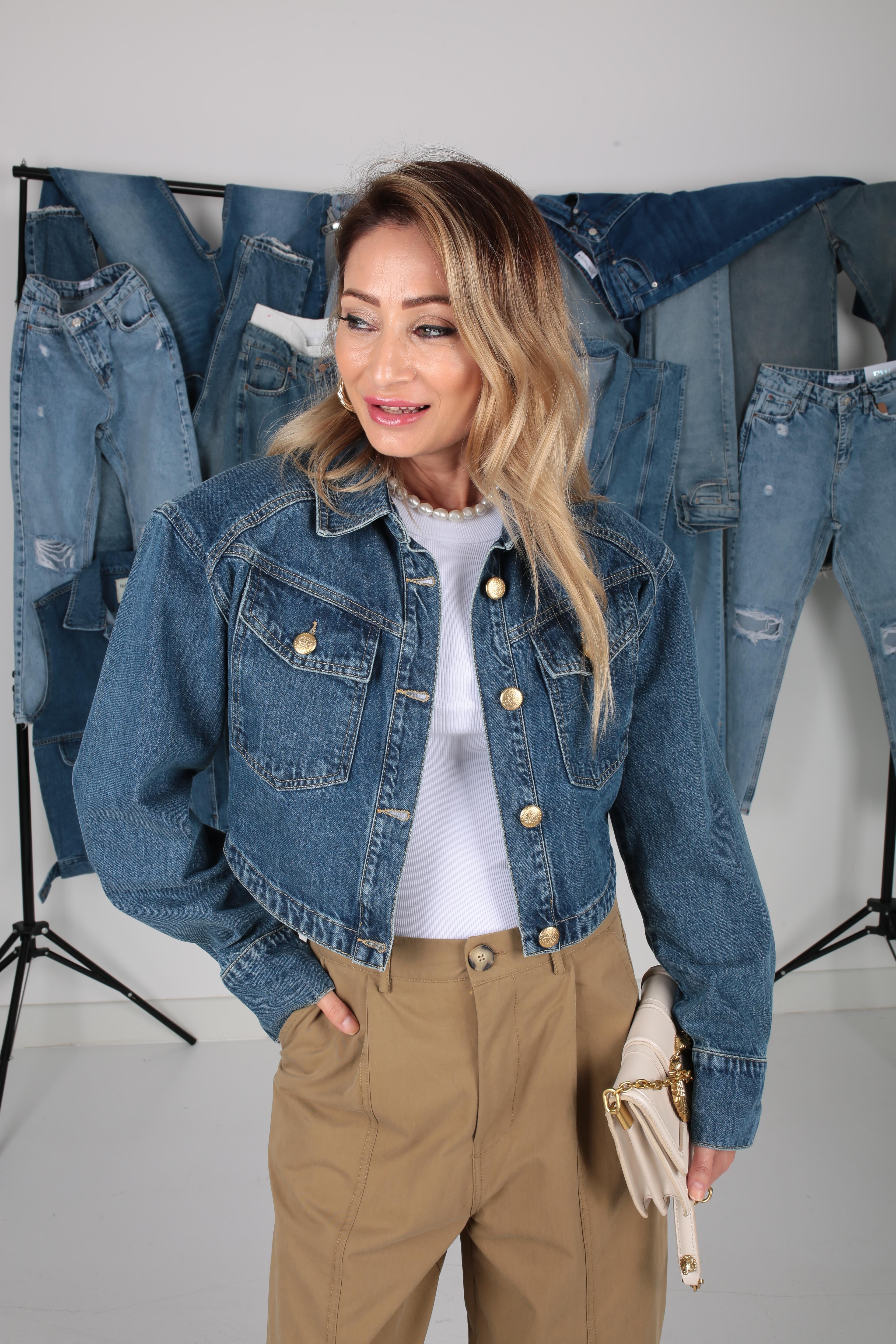 Gold Düğmeli Vatkalı Denim Ceket CEKET