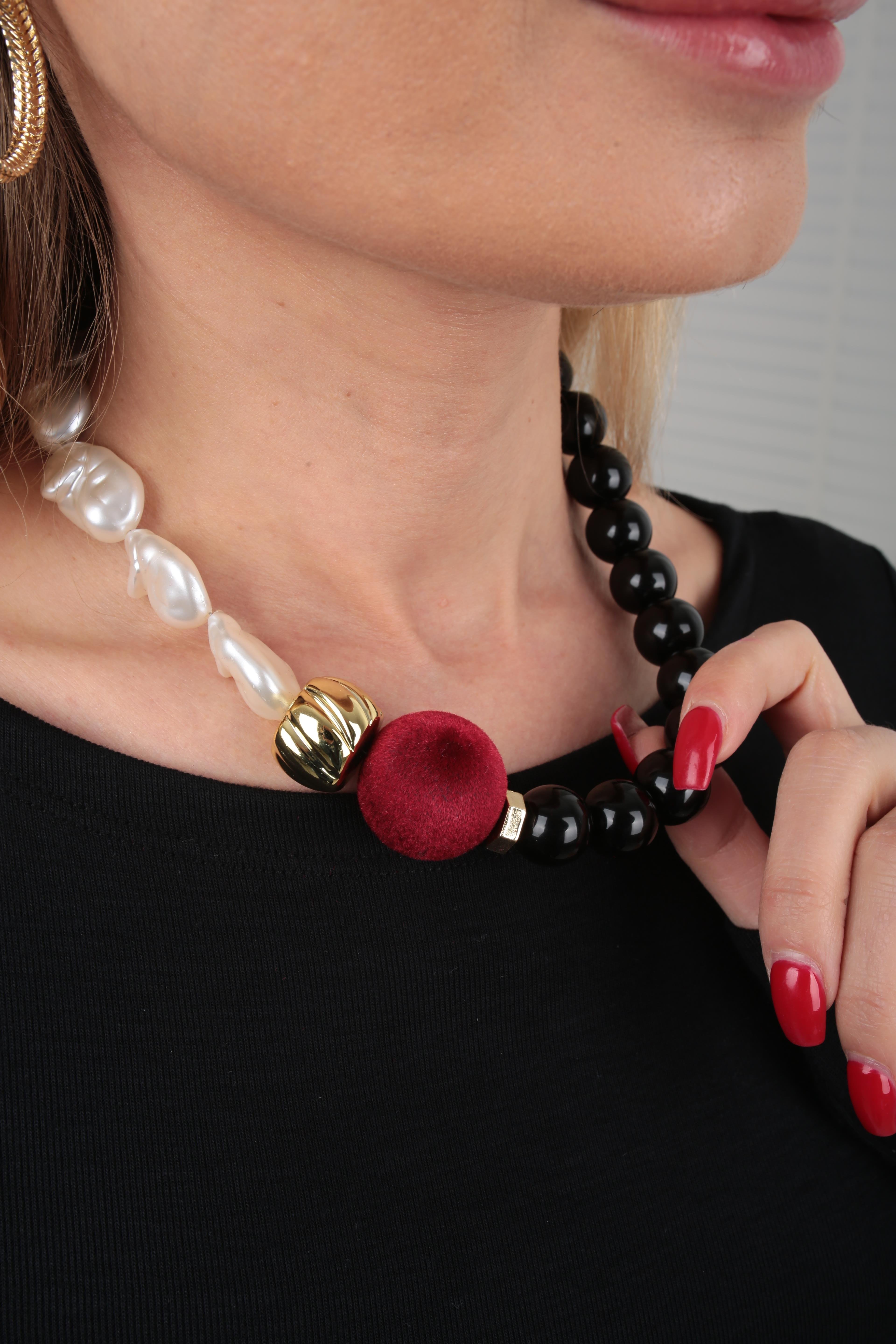 İncili Bordo Detay Kısa Kolye KOLYE