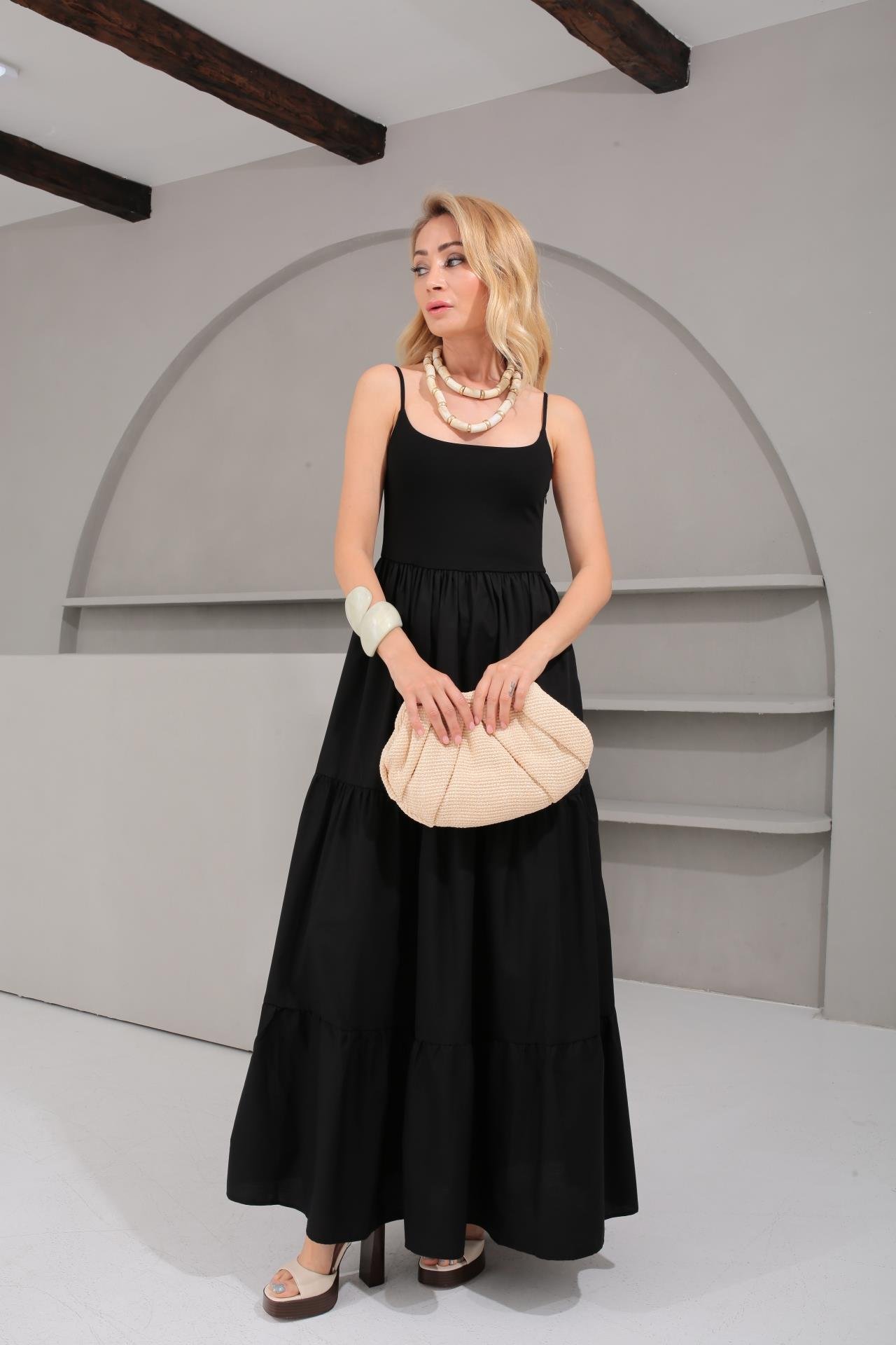 İp Askılı Penye Detay Katlı Siyah Uzun Elbise ELBİSE | NO33