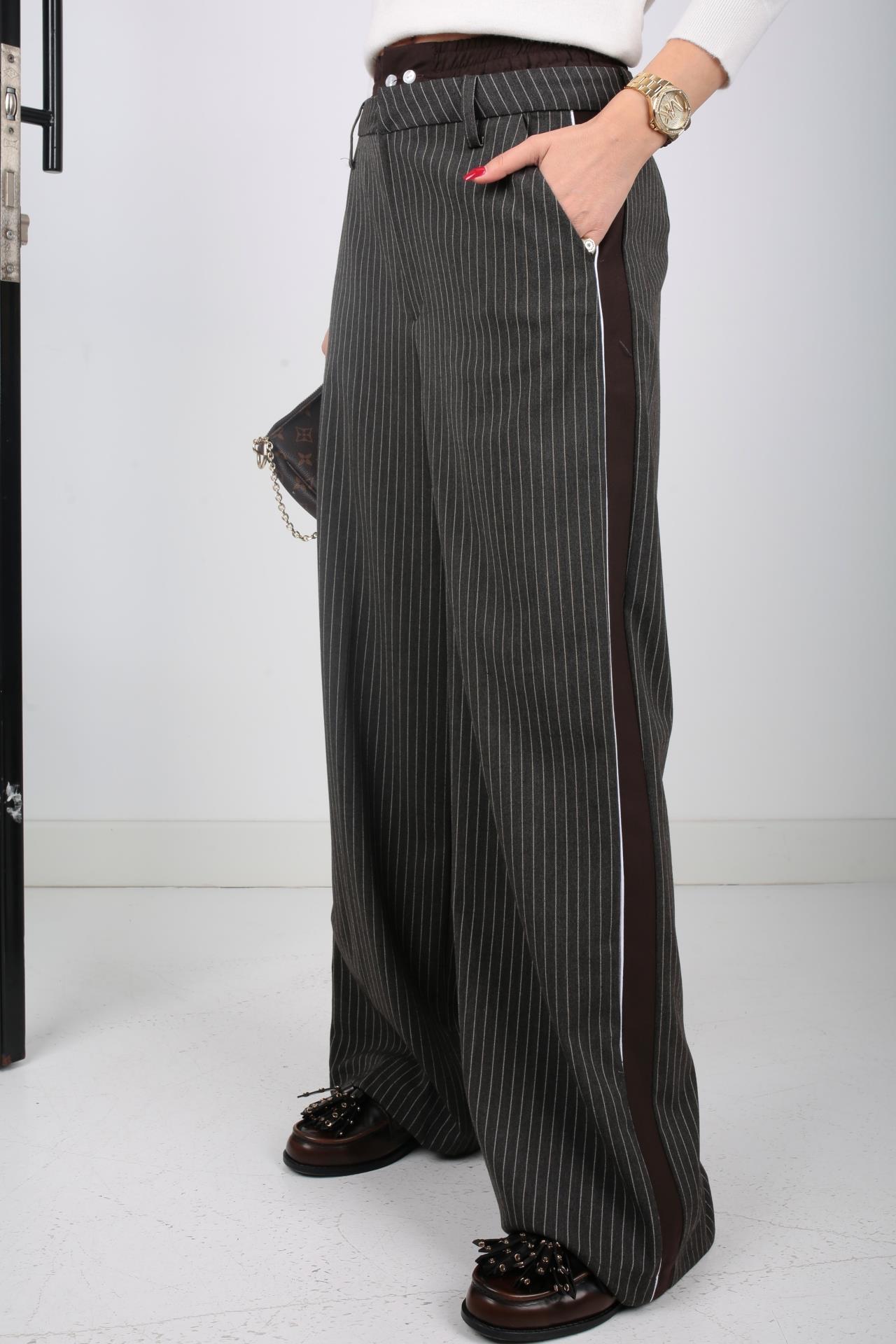 Kahve Çizgili Yandan Şeritli Pantolon PANTOLON