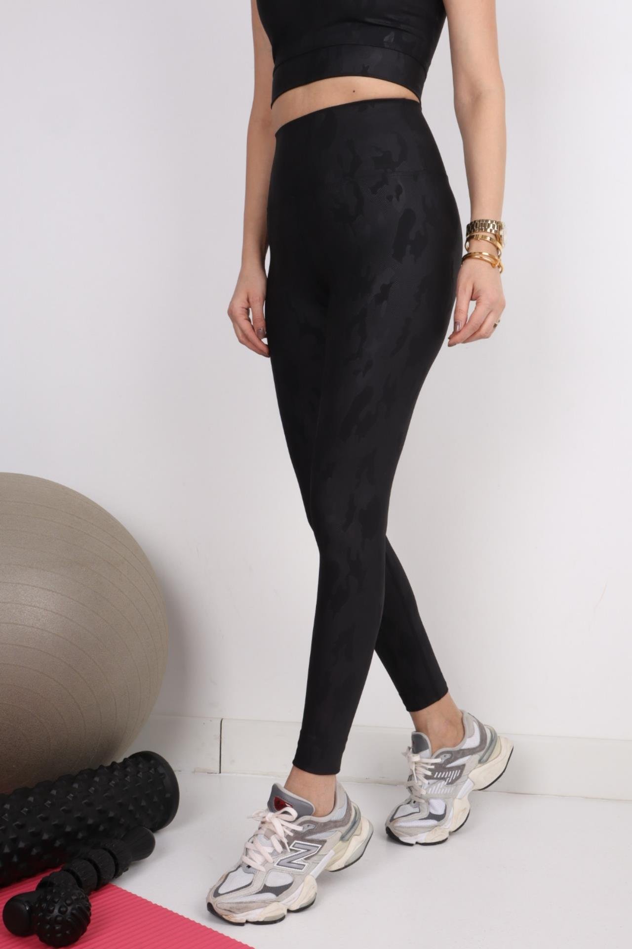 Kamuflaj Siyah Toparlayıcı  Spor Tayt TAYT