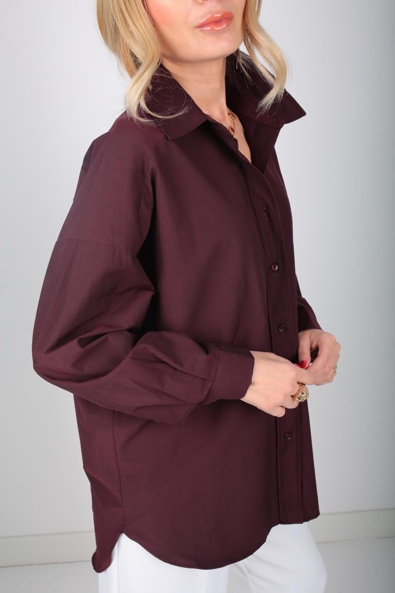 Mürdüm Oversize Yanı Yırtmaçlı Gömlek GÖMLEK