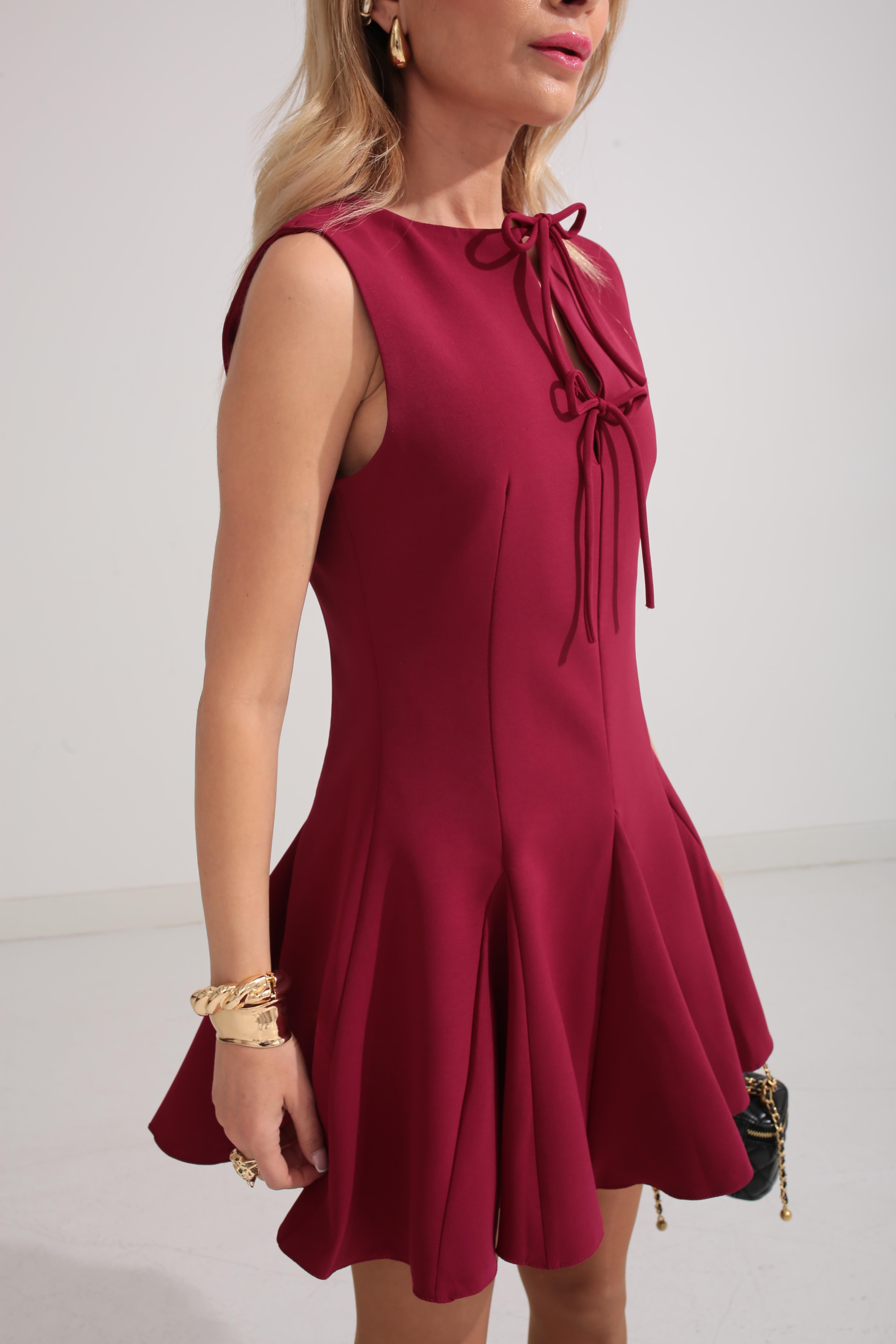 Önden Bağlamalı Bordo Kloş Elbise ELBİSE