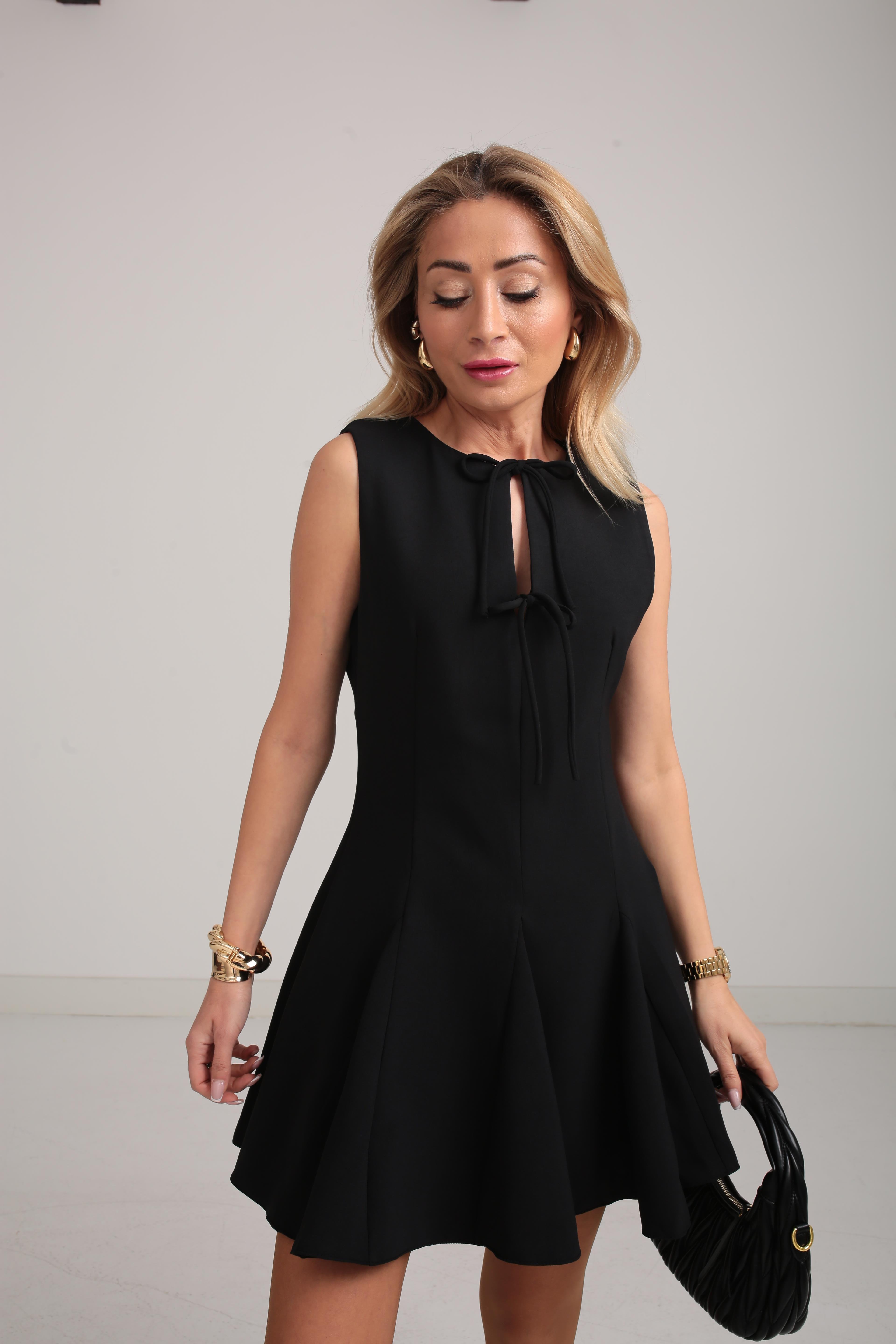 Önden Bağlamalı Sitah Kloş Elbise ELBİSE