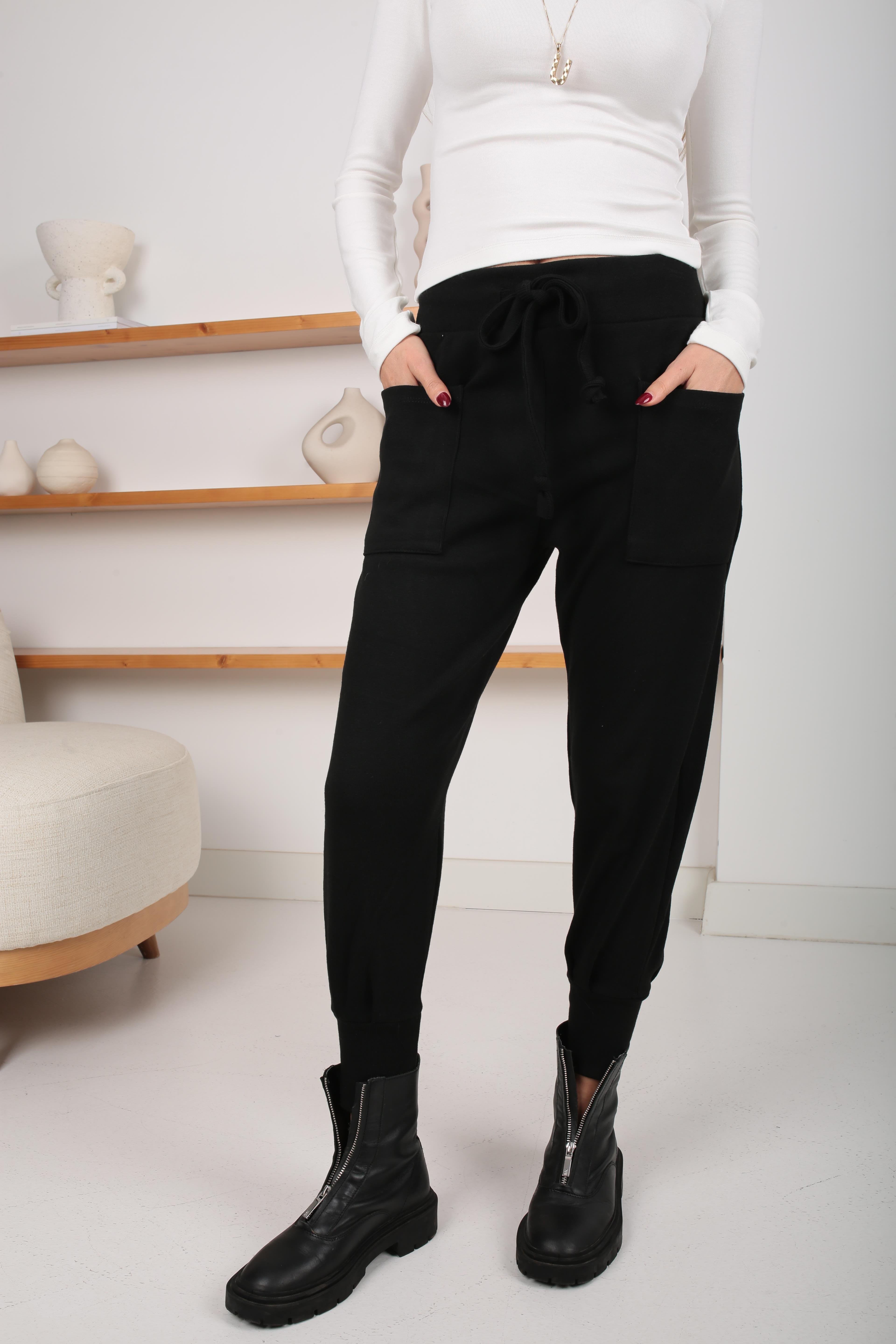 Önden Cepli Siyah Triko Jogger Pantolon PANTOLON
