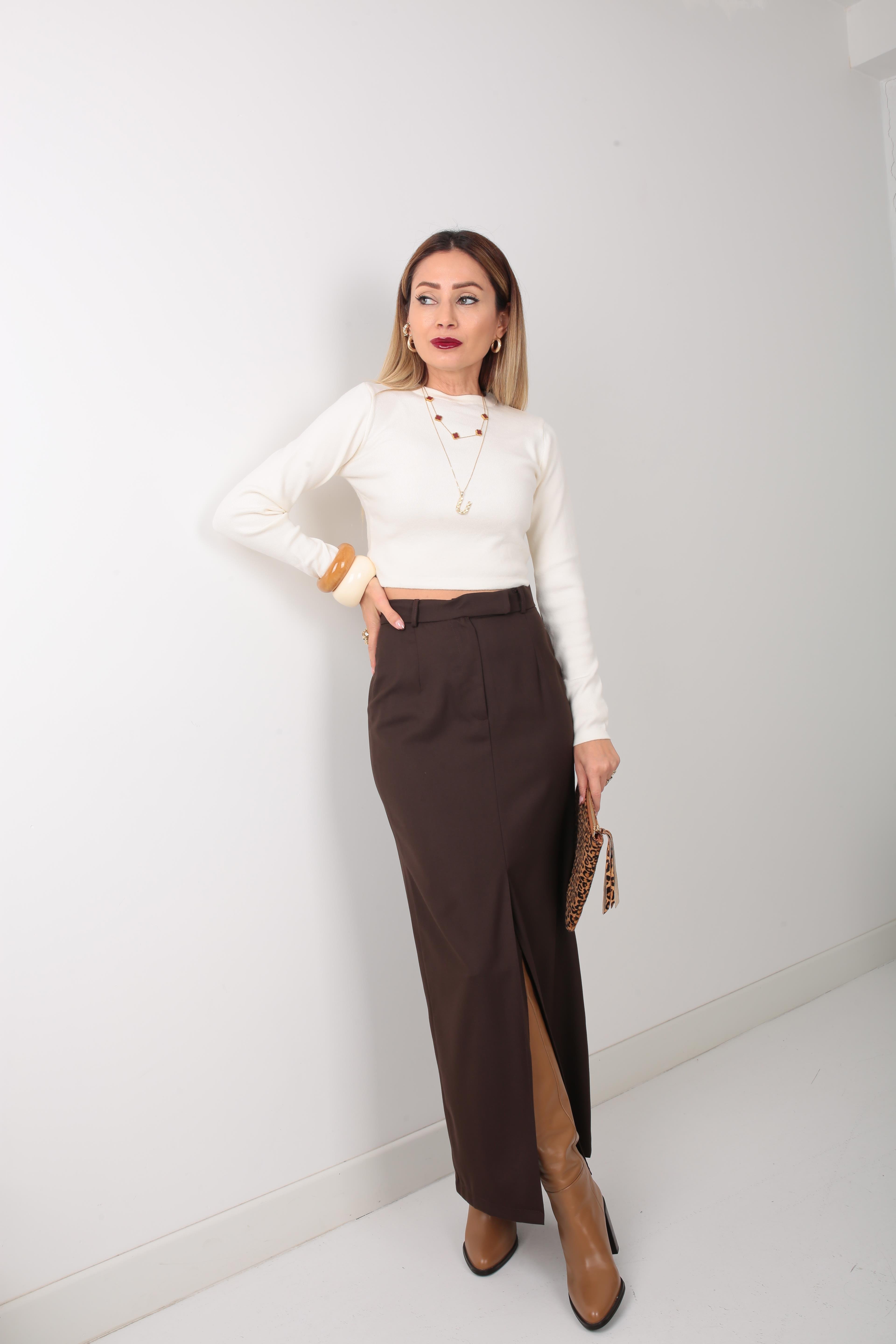 Önü Yırtmaçlı Uzun Kahve Kalem Etek ETEK