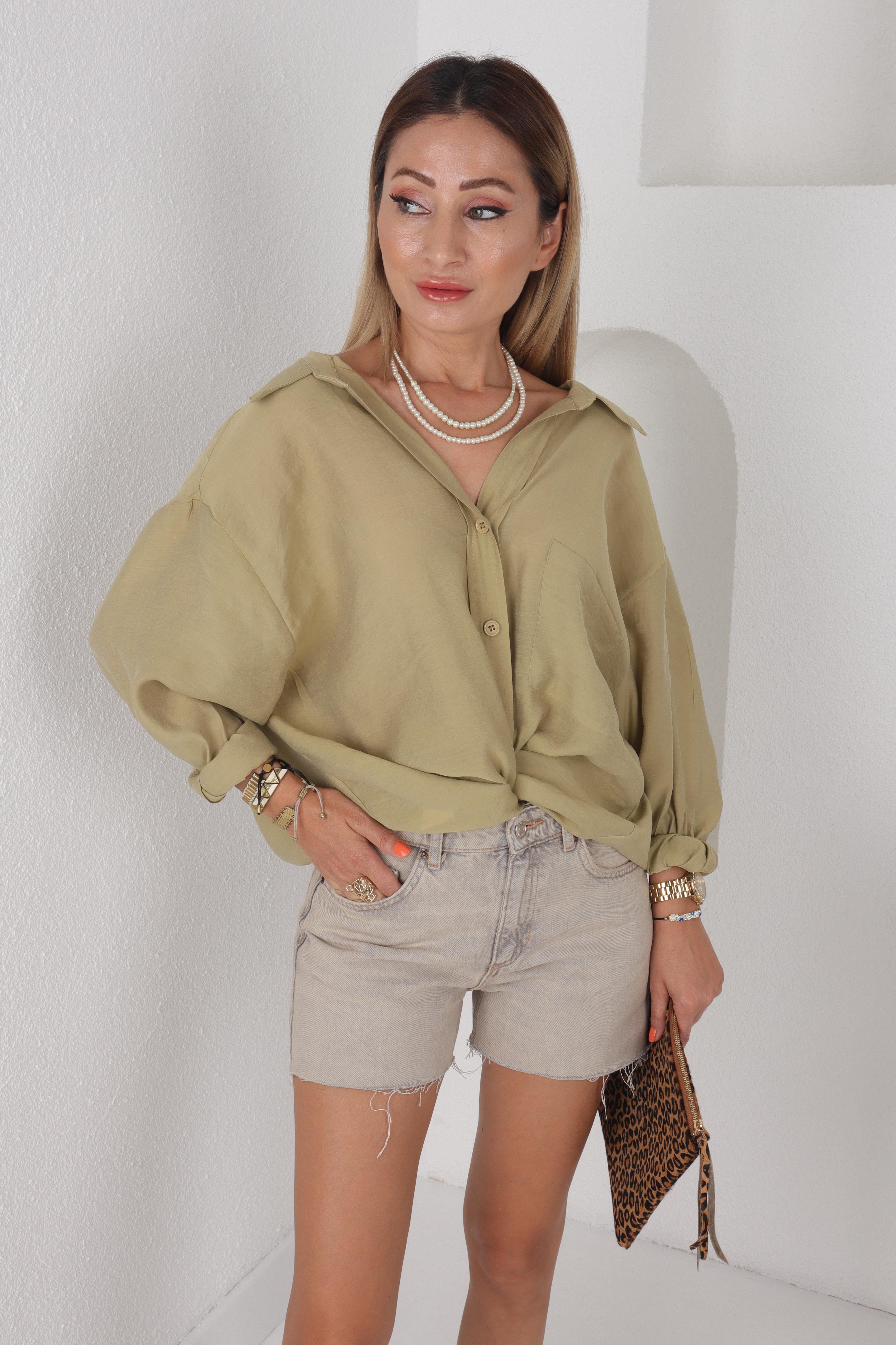 Paçası Kesik Yıkamalı Denim Şort ŞORT