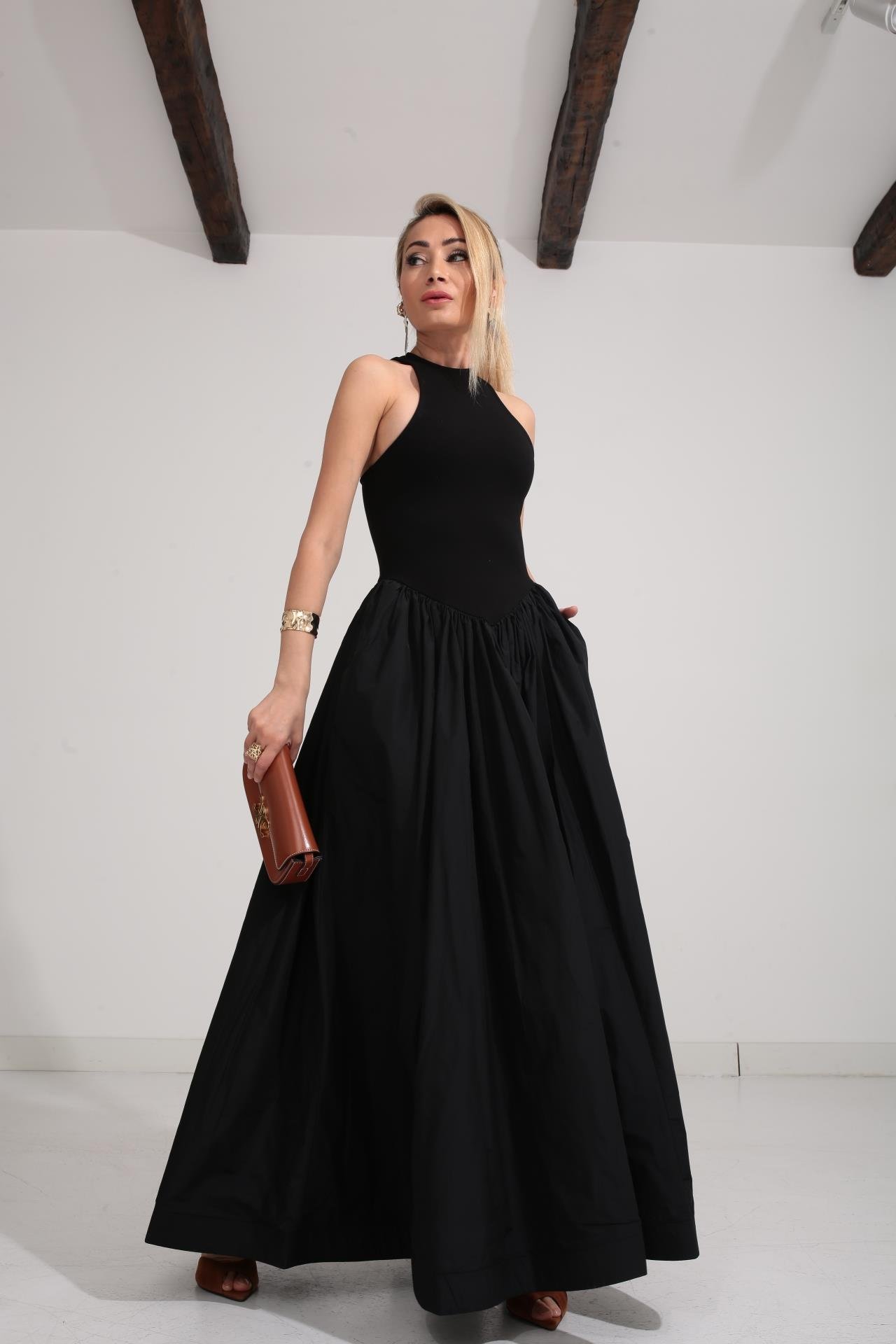 Penye Detay Eteği Tafta  Siyah Elbise ELBİSE