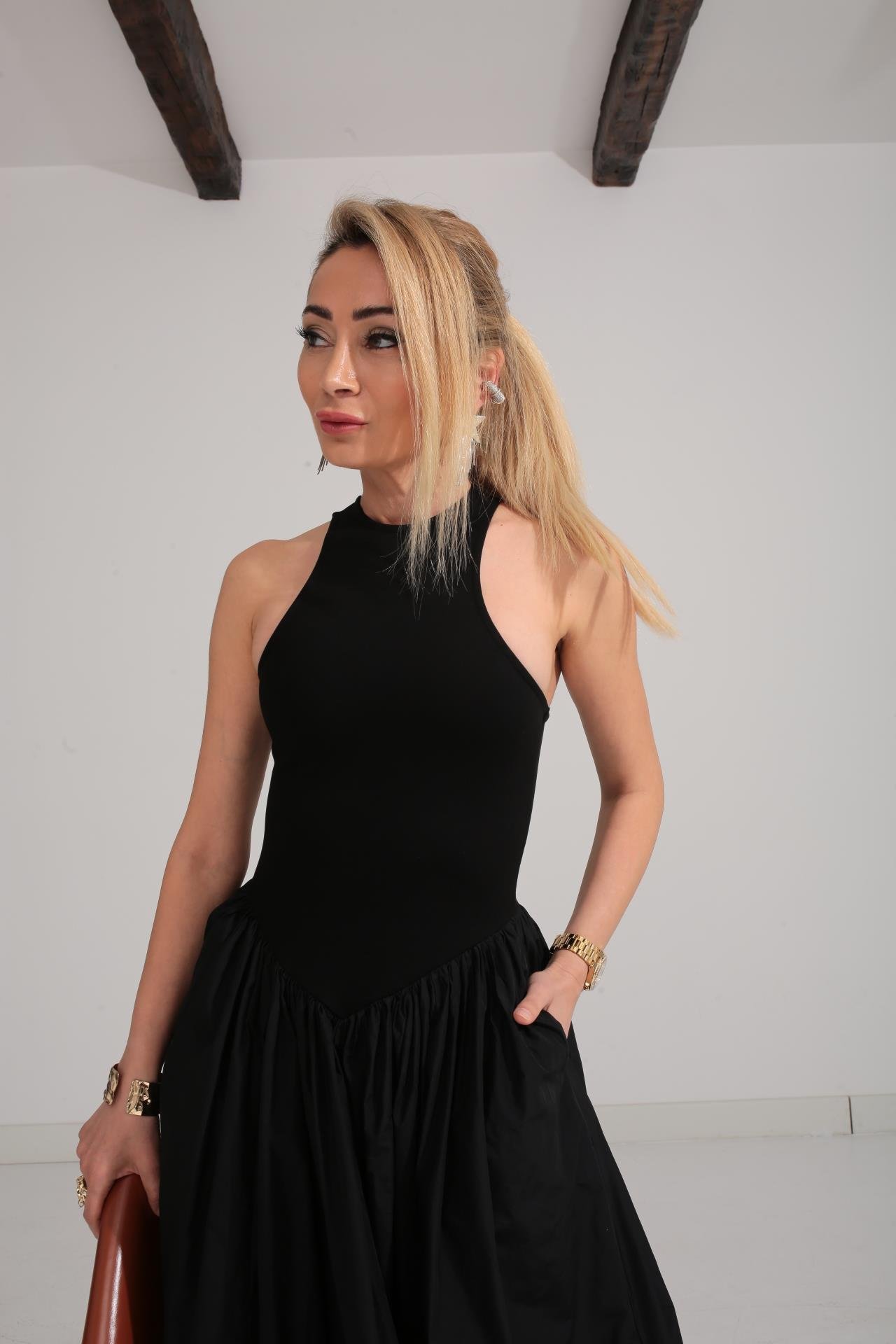 Penye Detay Eteği Tafta  Siyah Elbise ELBİSE