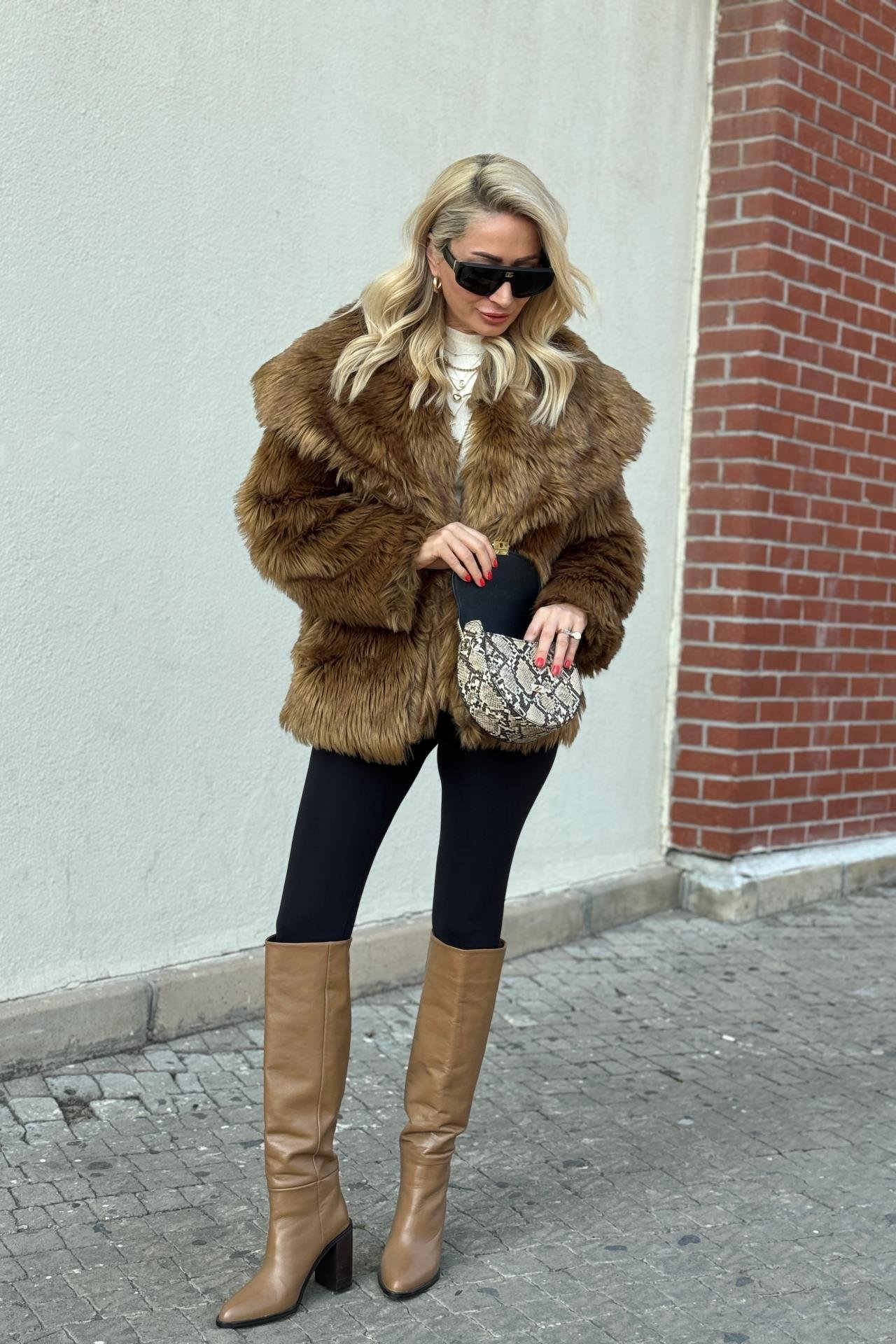 Şal Yaka Premium Kürk Kaban KABAN