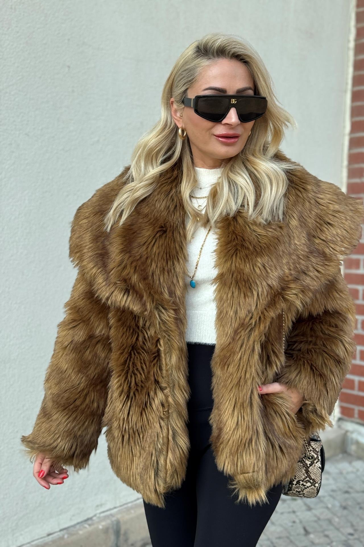 Şal Yaka Premium Kürk Kaban KABAN