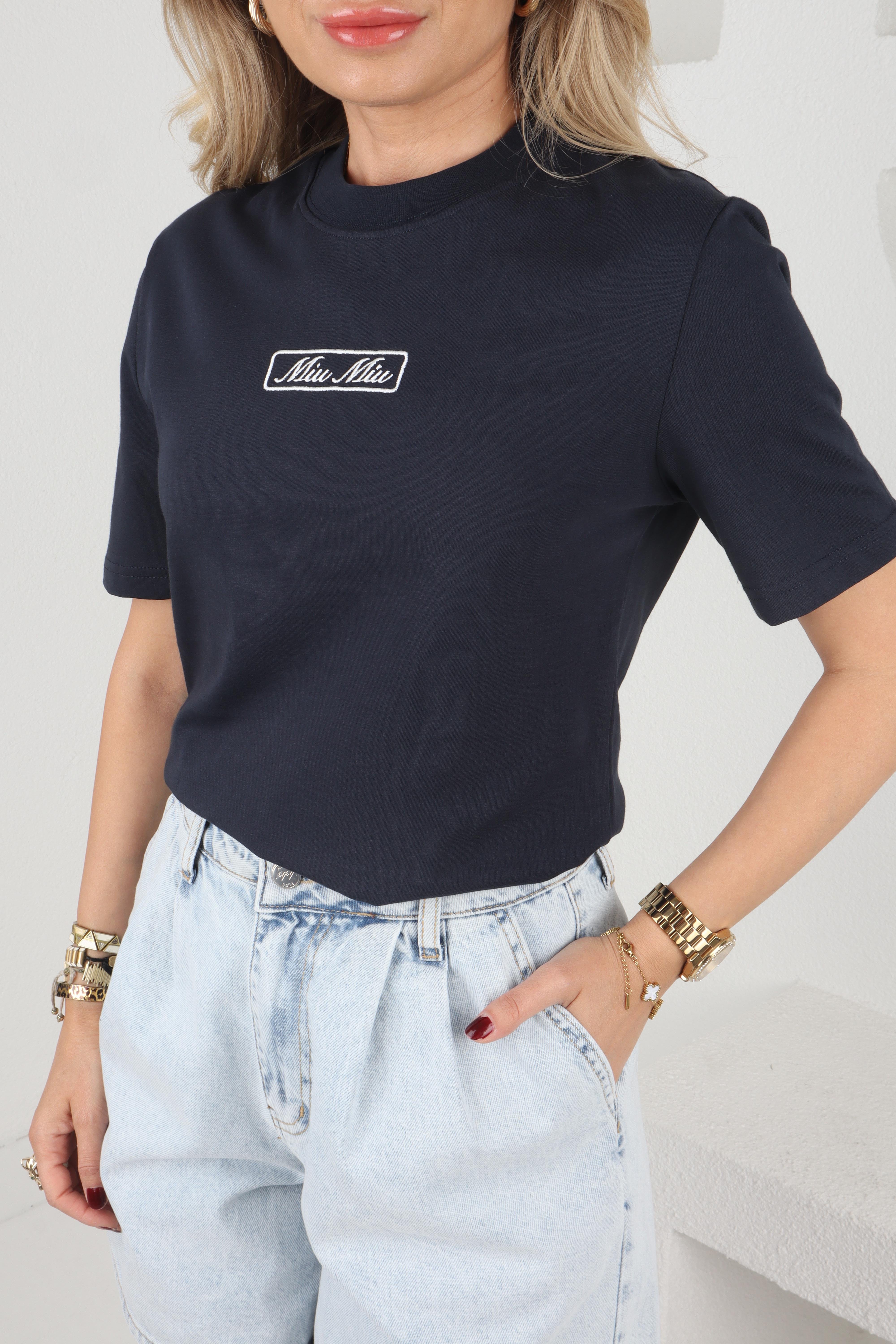Sıfır Yaka Yazı Nakışlı Lacivert Tshirt T-SHİRT
