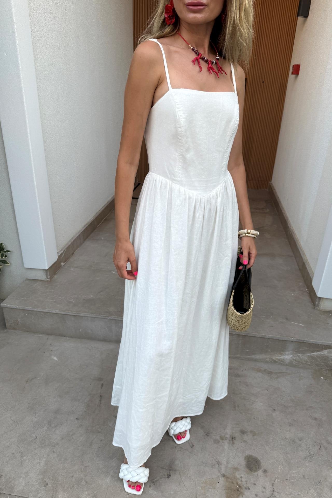 Sırtı Lastikli Ekru Keten Elbise ELBİSE | NO33