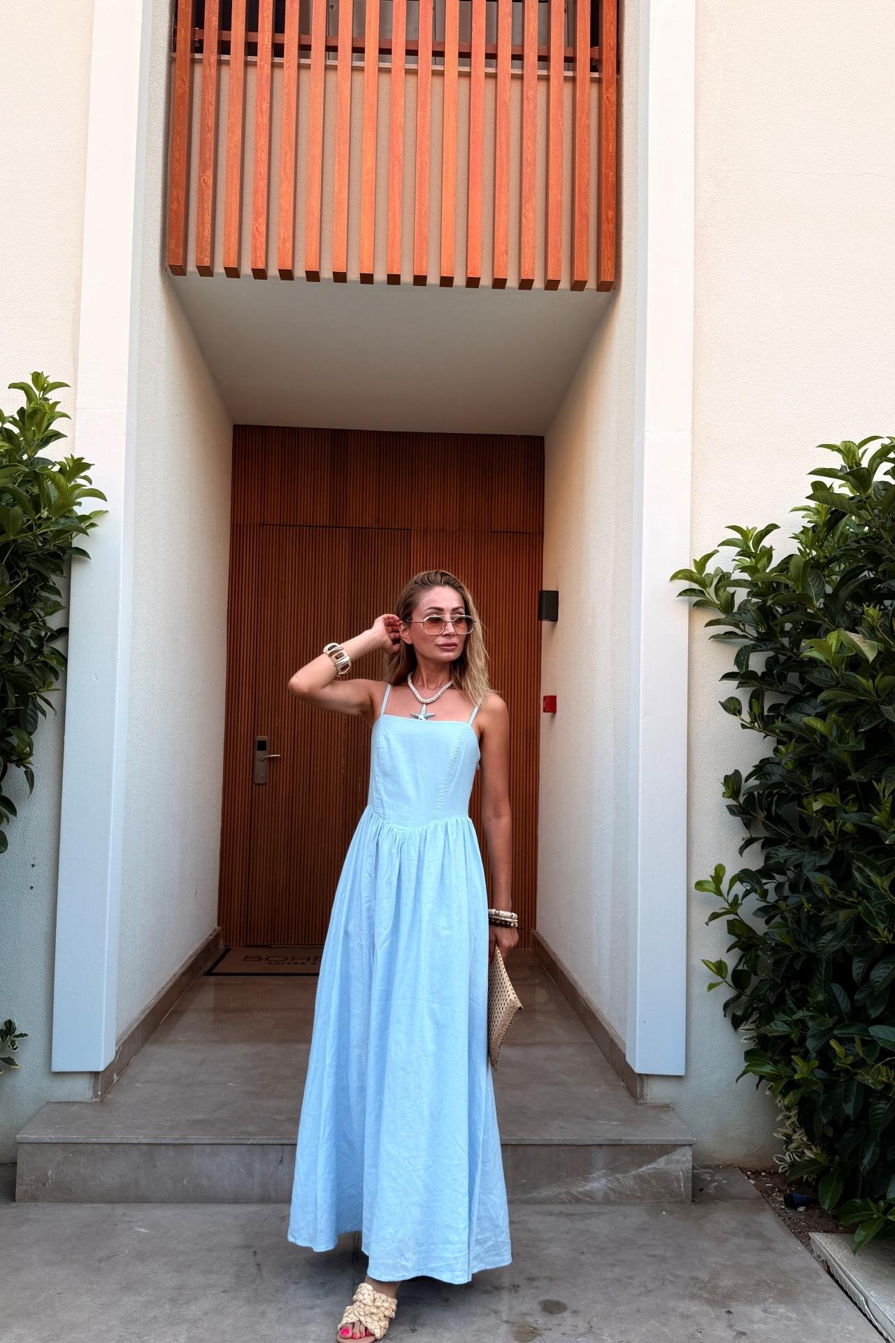 Sırtı Lastikli Mavi Keten Elbise ELBİSE | NO33