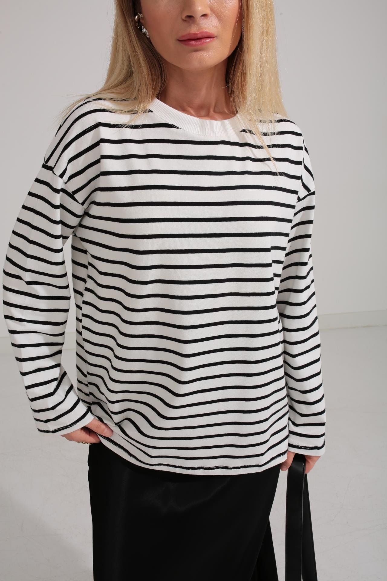 Siyah Çizgili İnce Sweat SWEATSHİRT