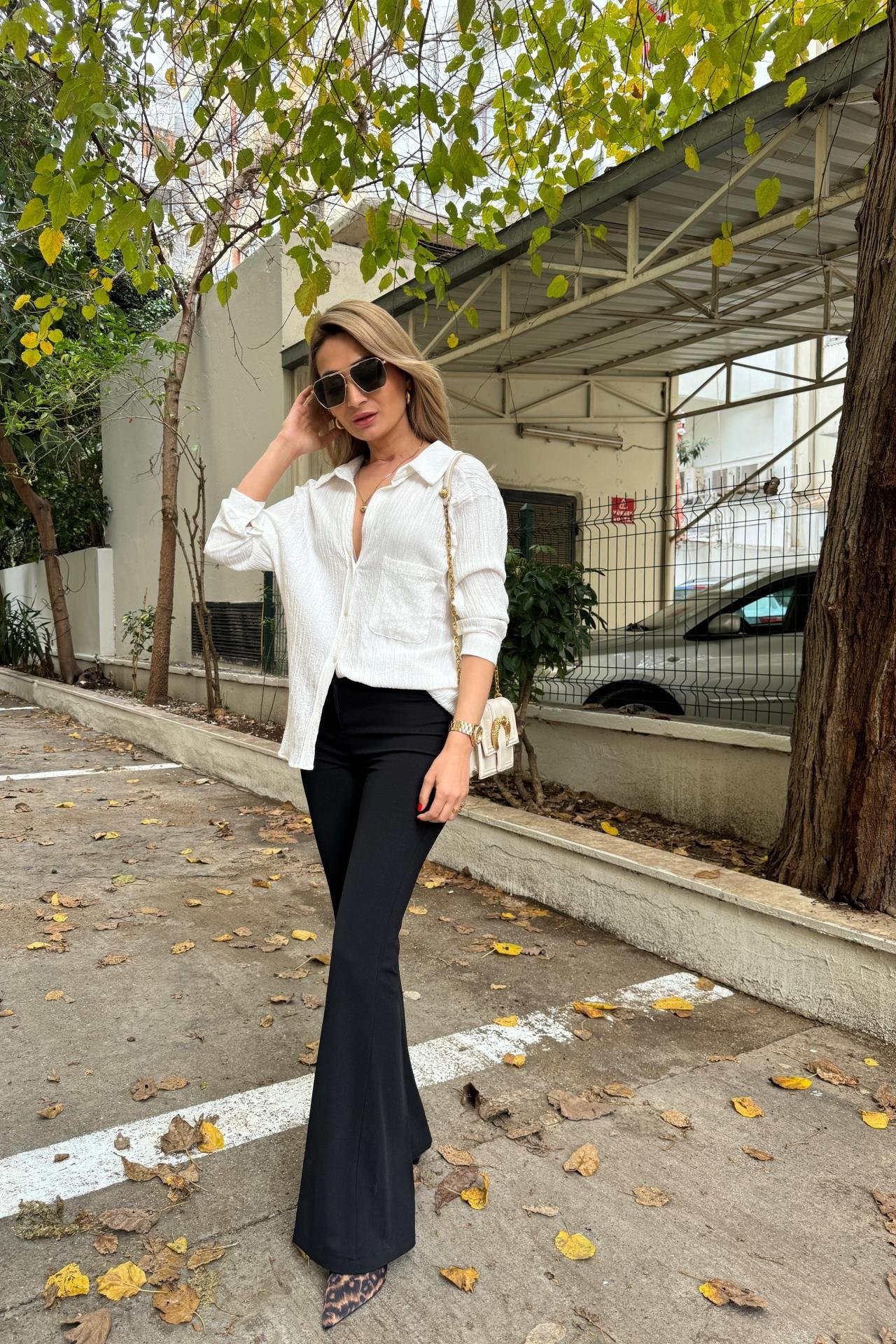 Siyah İspanyol Paça Kumaş Pantolon PANTOLON