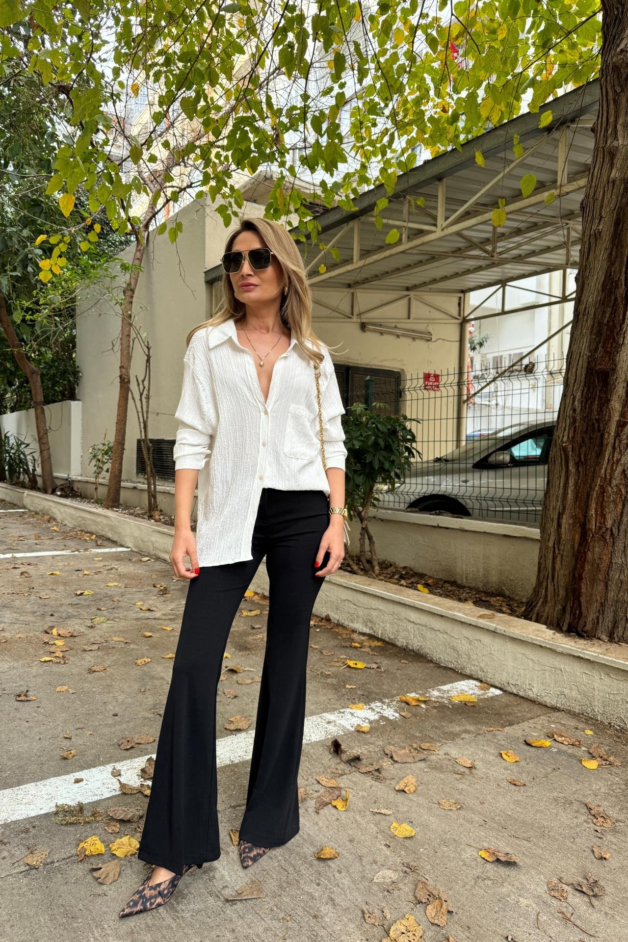 Siyah İspanyol Paça Kumaş Pantolon PANTOLON