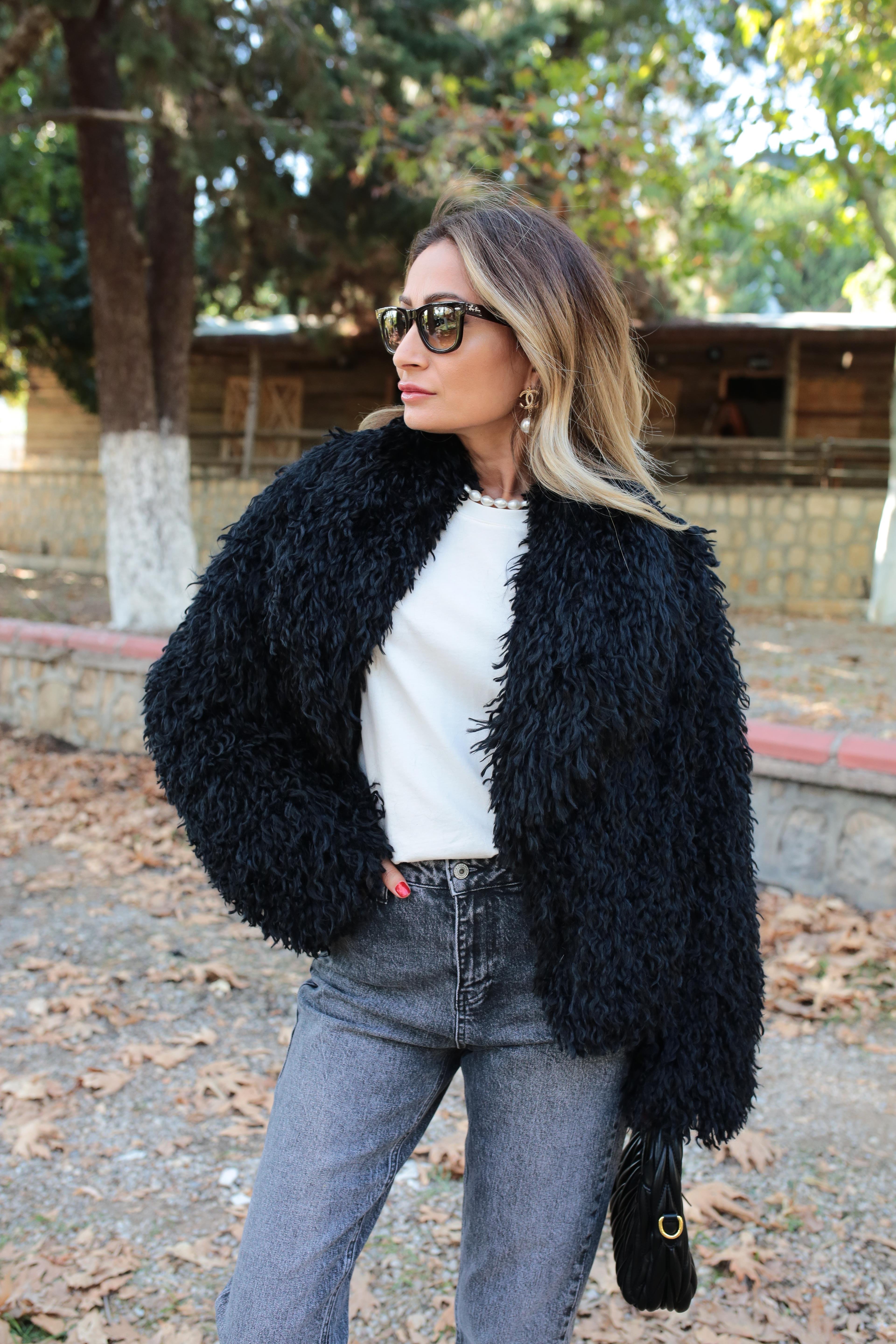 Siyah Kısa Premium Kürk KABAN