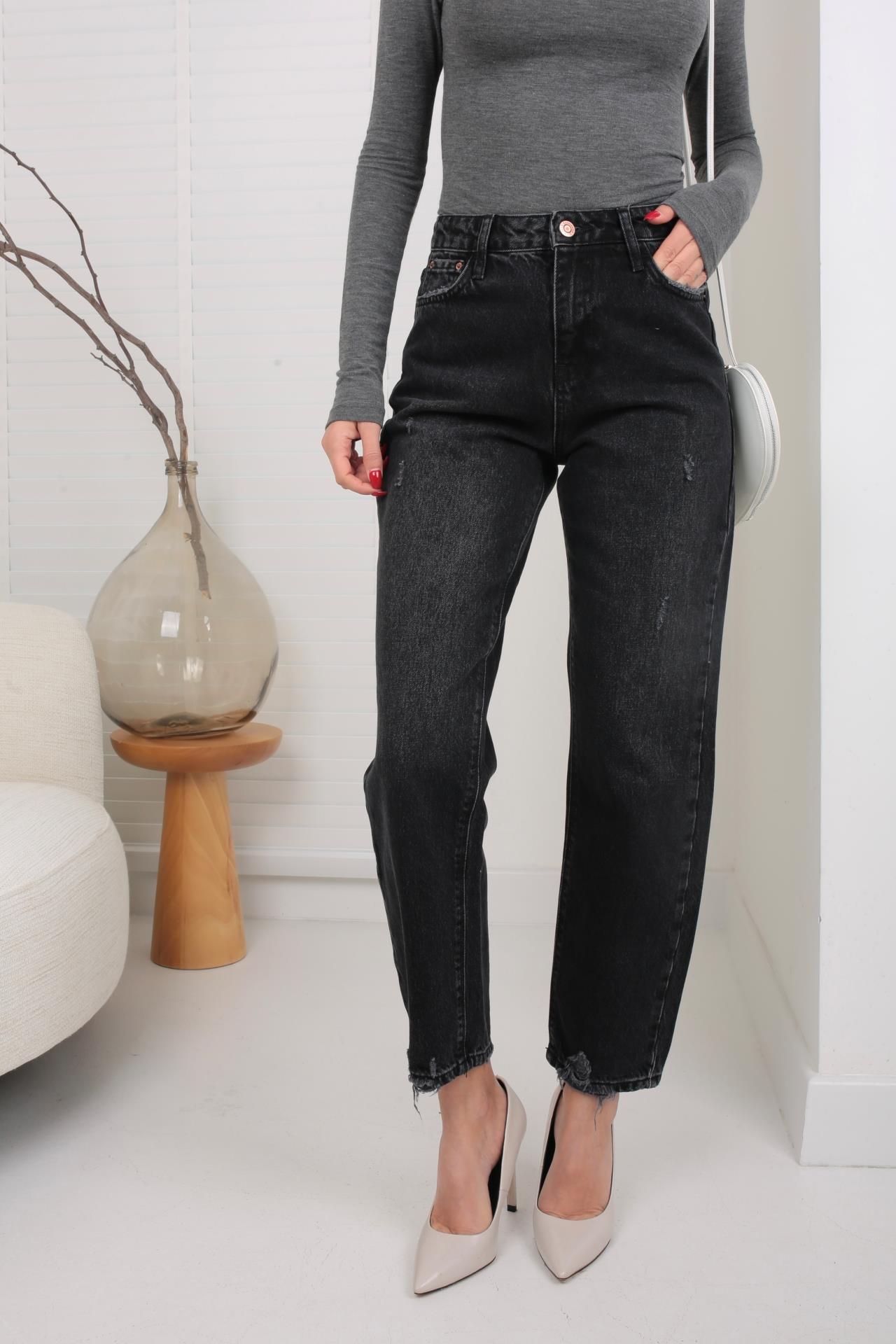 Siyah Tırnaklı Mom Jean(1906-3) JEAN