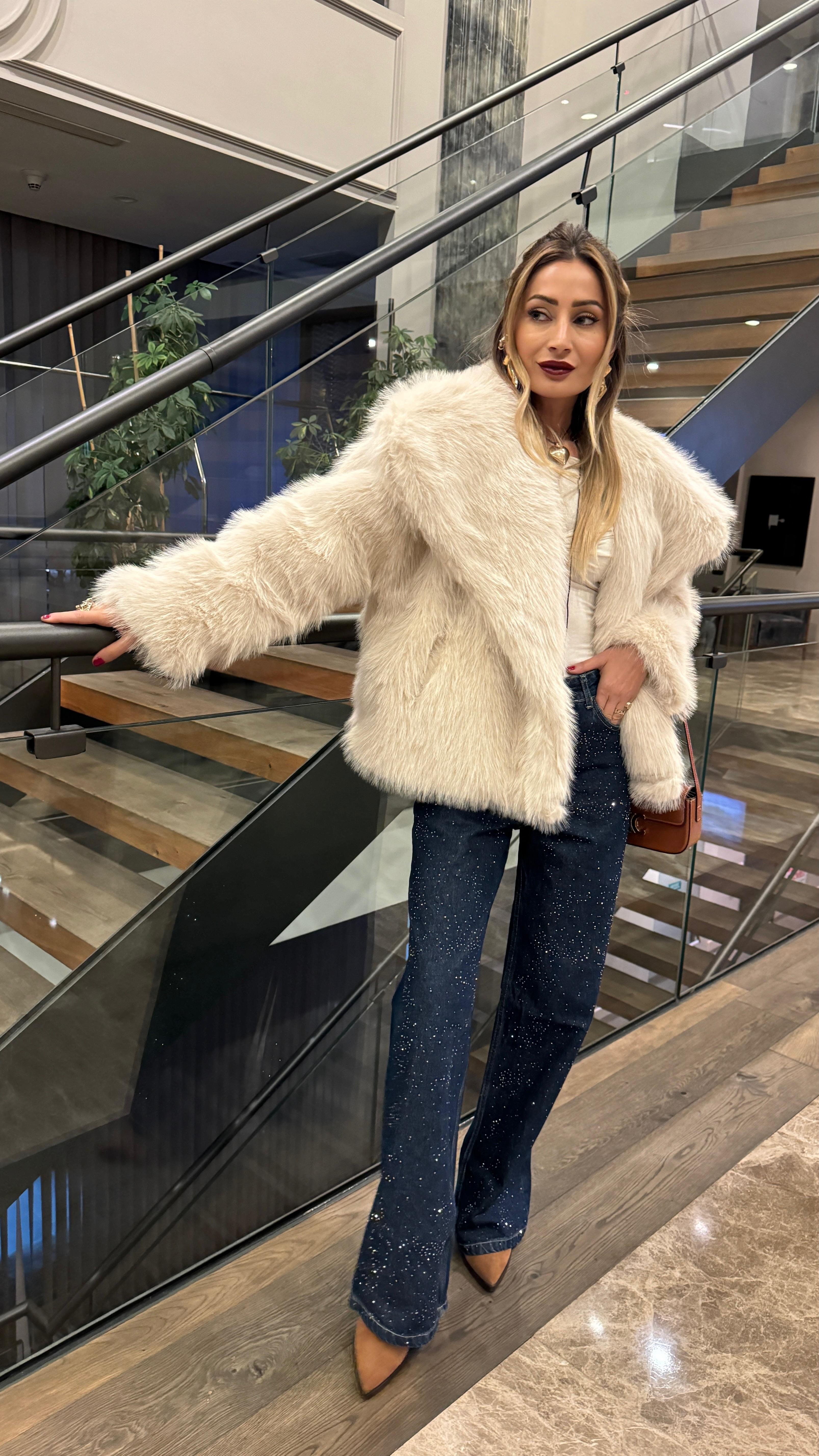 Taş Astarlı Premium Kürk KABAN