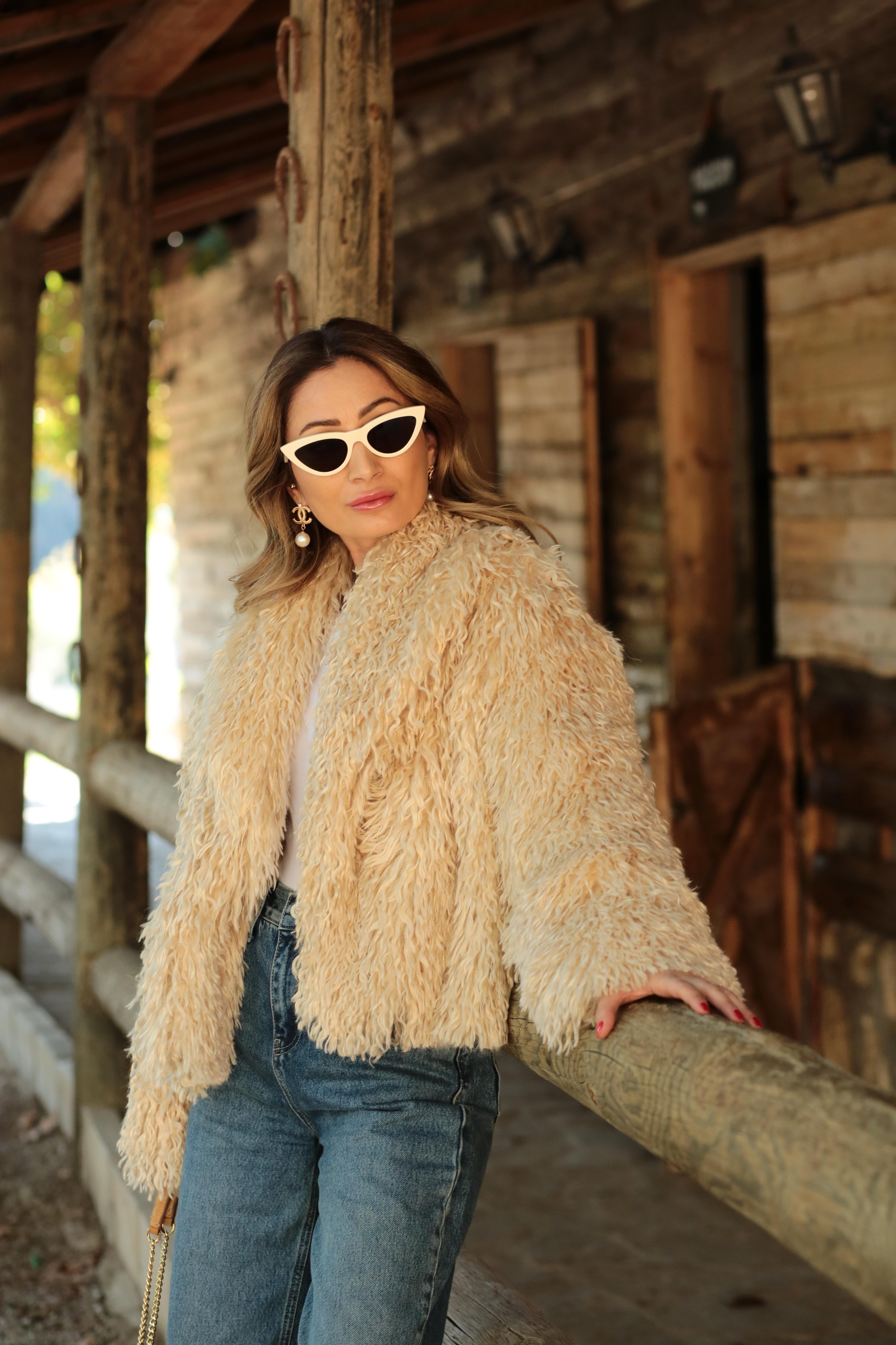 Taş Rengi Kısa Premium Kürk KABAN