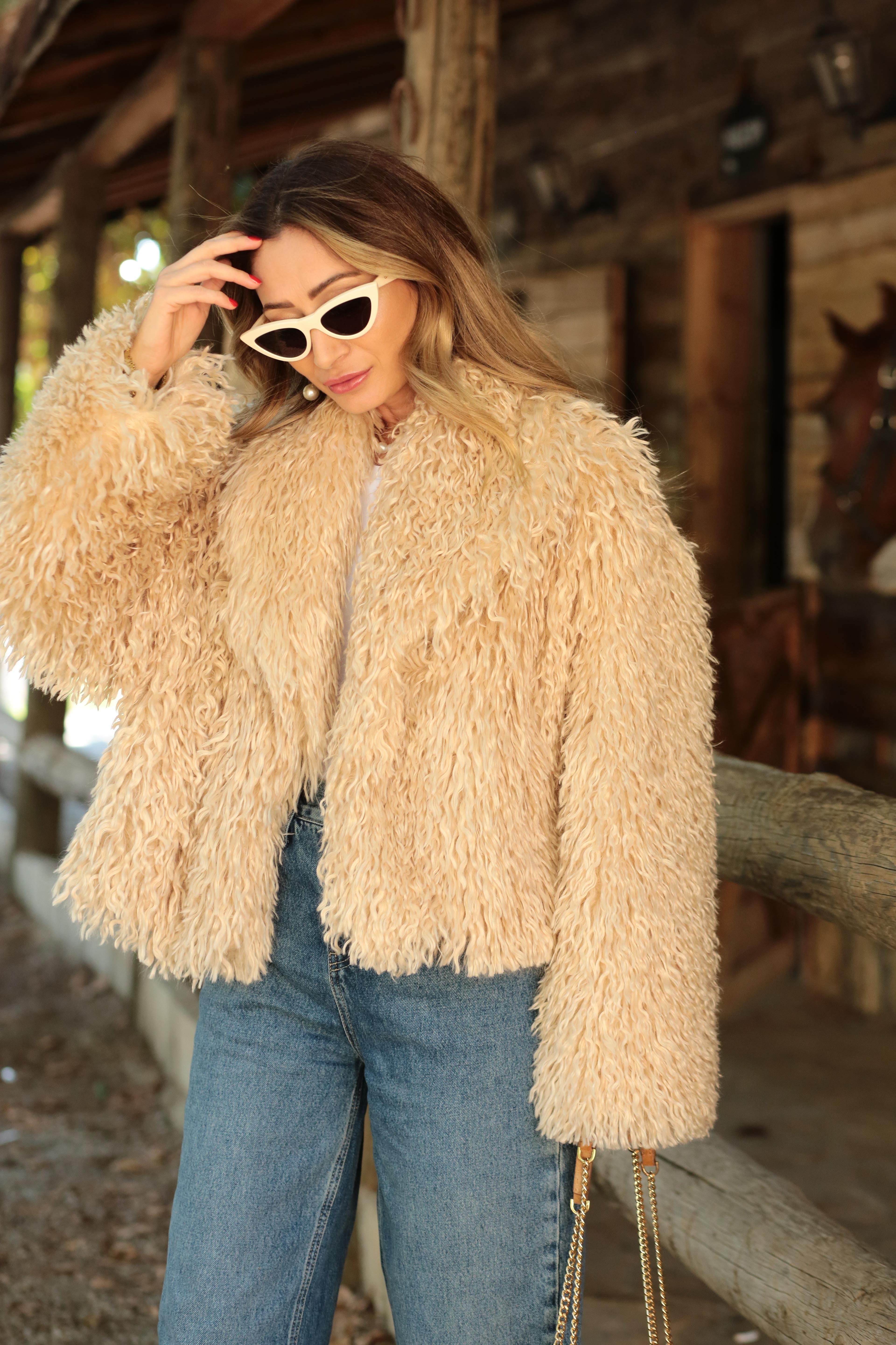 Taş Rengi Kısa Premium Kürk KABAN