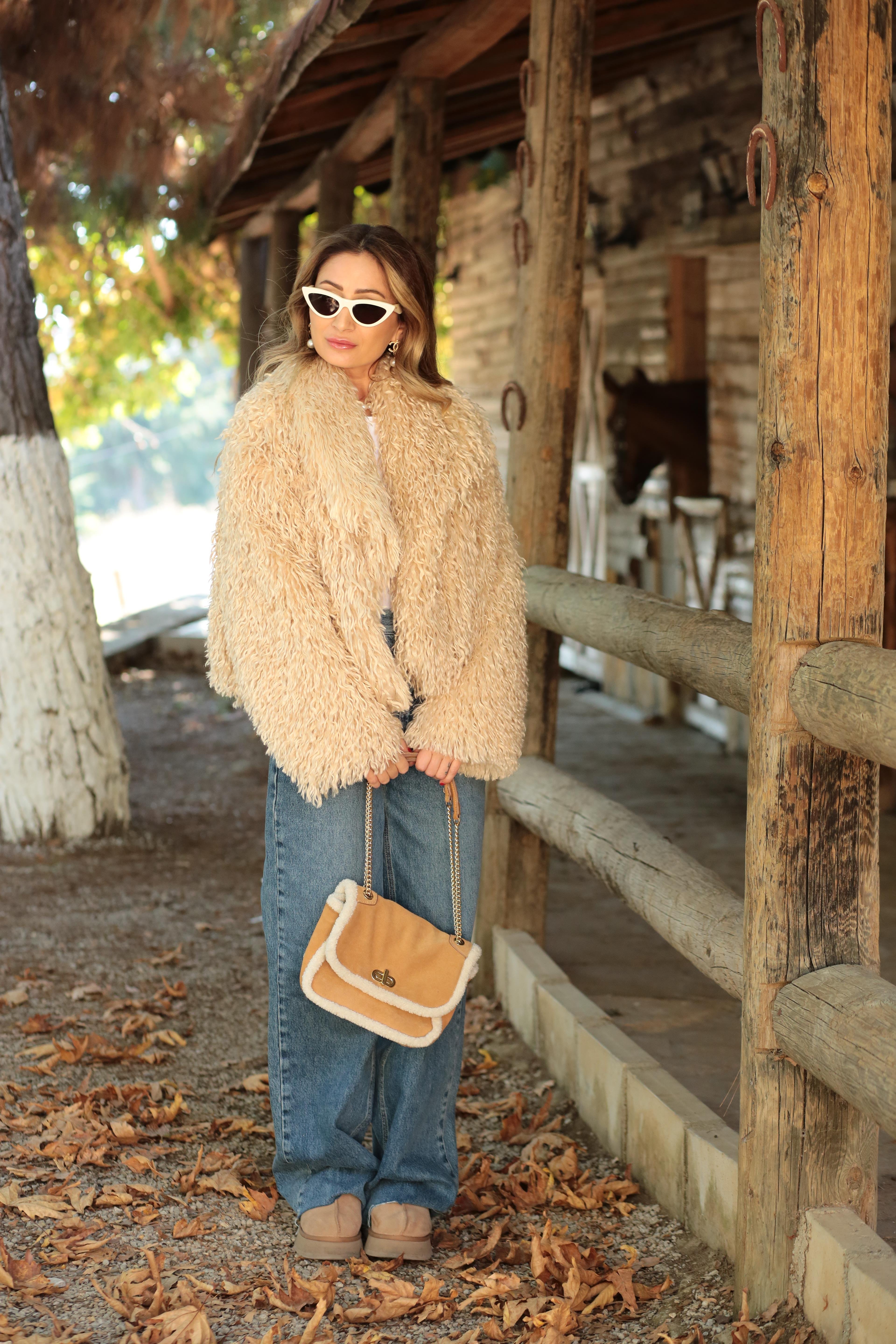 Taş Rengi Kısa Premium Kürk KABAN