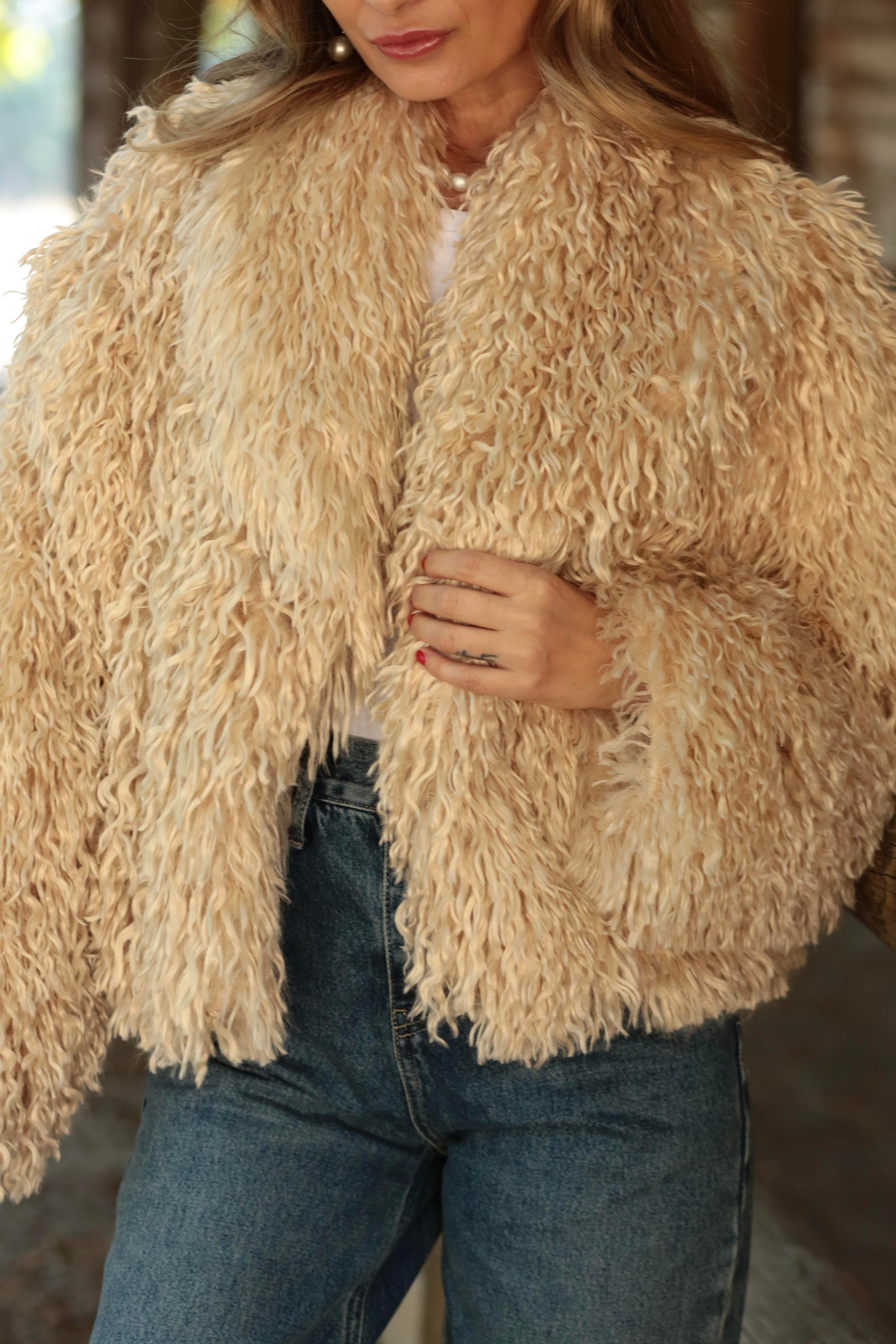 Taş Rengi Kısa Premium Kürk KABAN