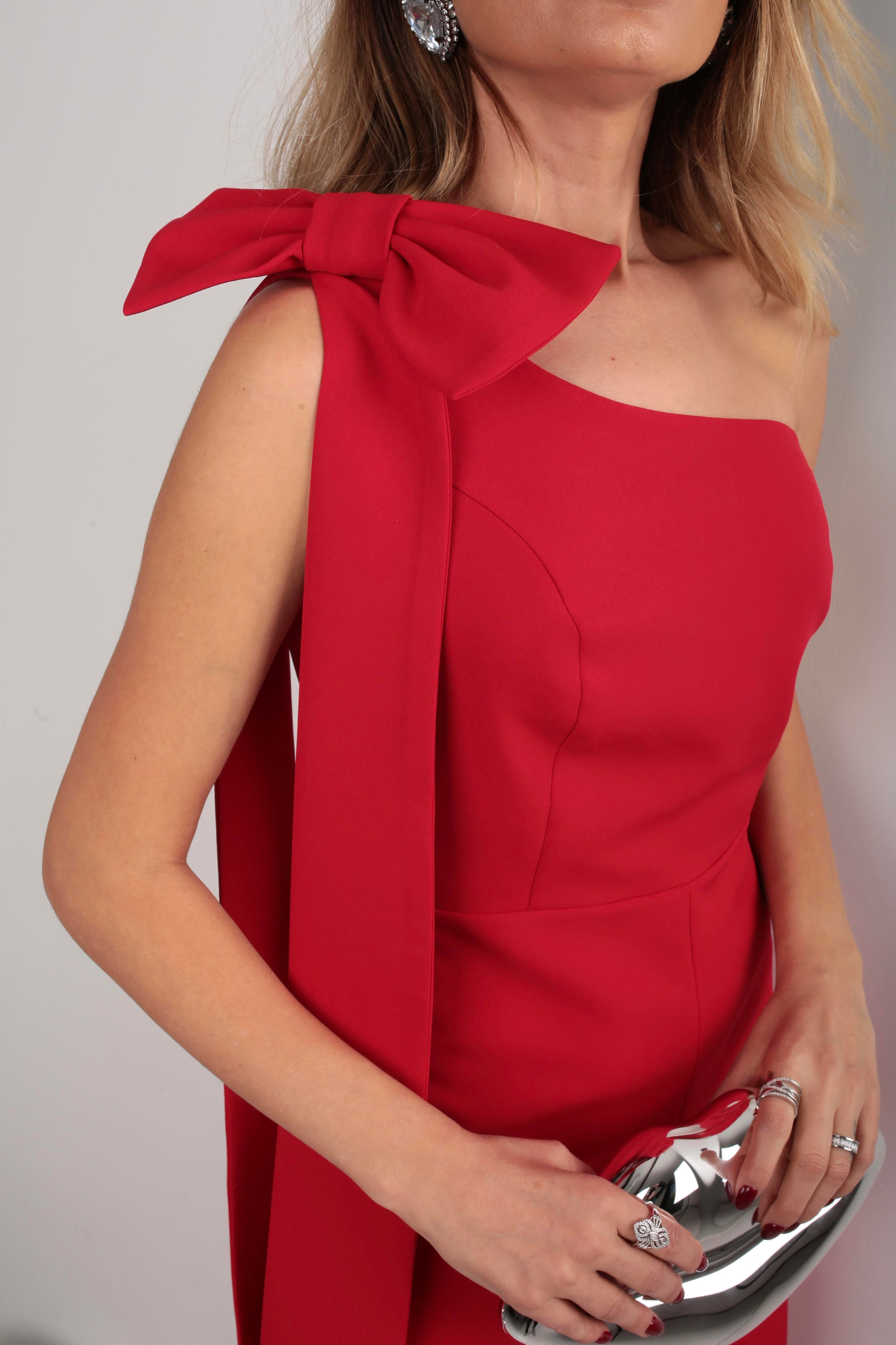 Tek Omuzu Kurdela Detaylı Kırmızı Tulum TULUM