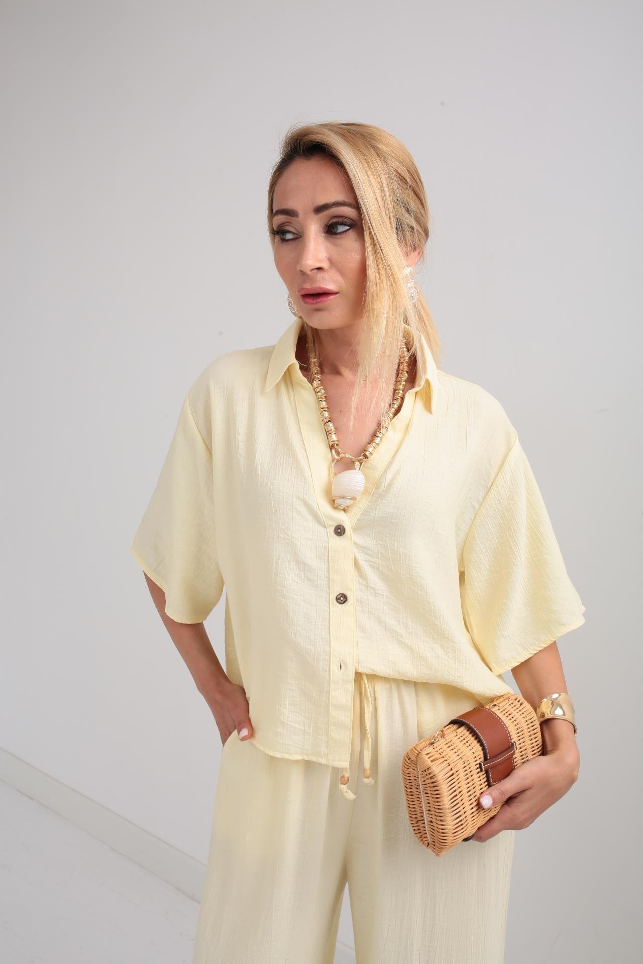 V Yaka Düğmeli Sarı Takım TAKIM | NO33