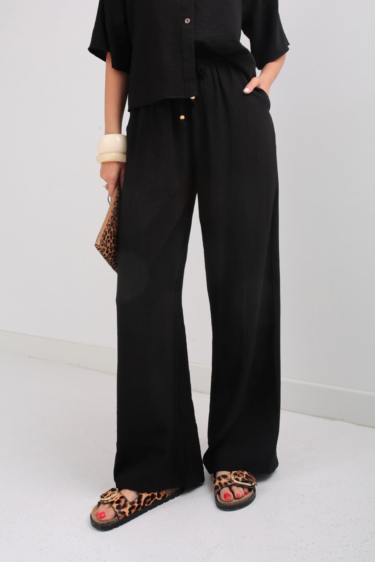 V Yaka Düğmeli Siyah Takım TAKIM | NO33