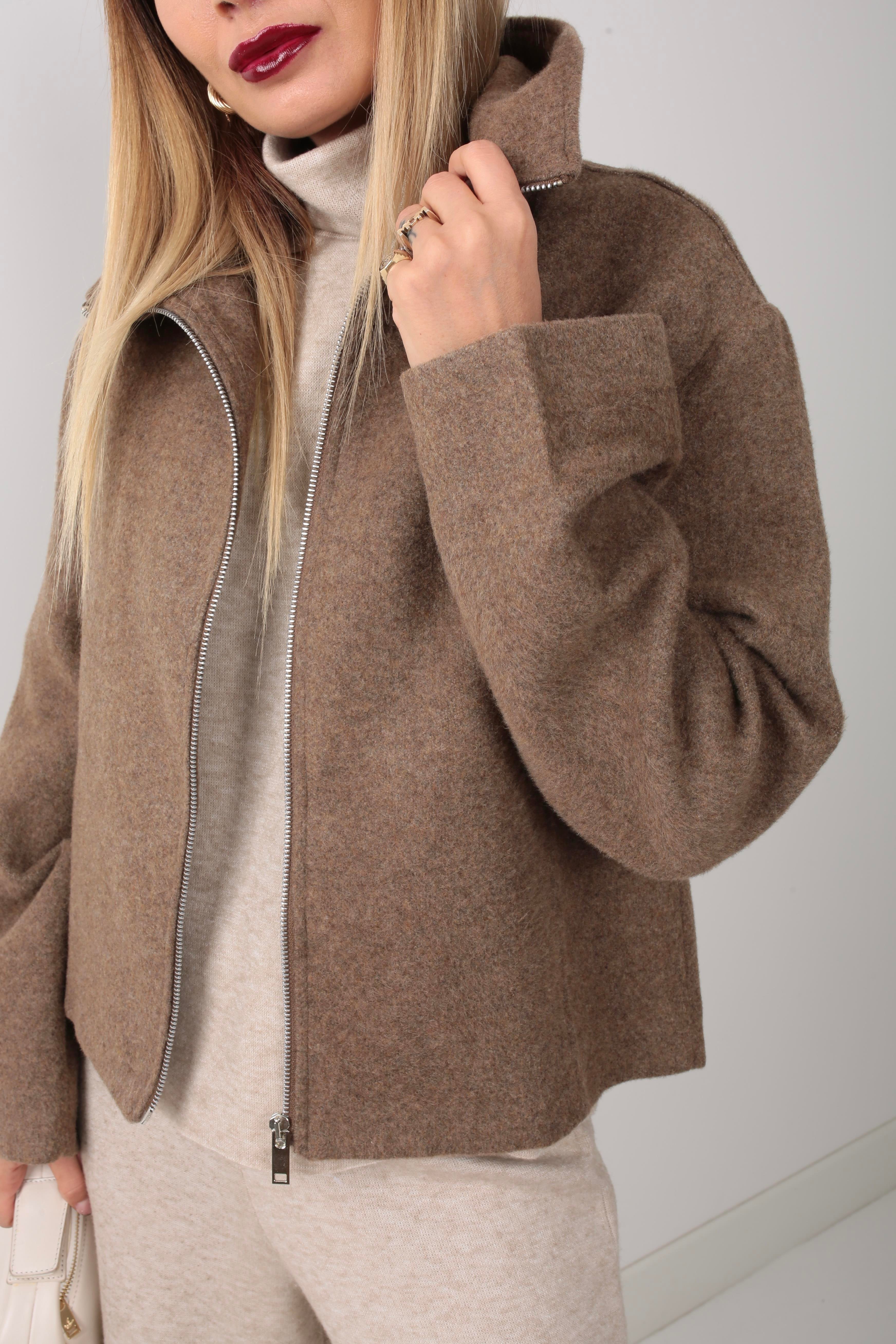 Vizon Dik Yaka Fermuarlı Kısa Kaşe Ceket CEKET