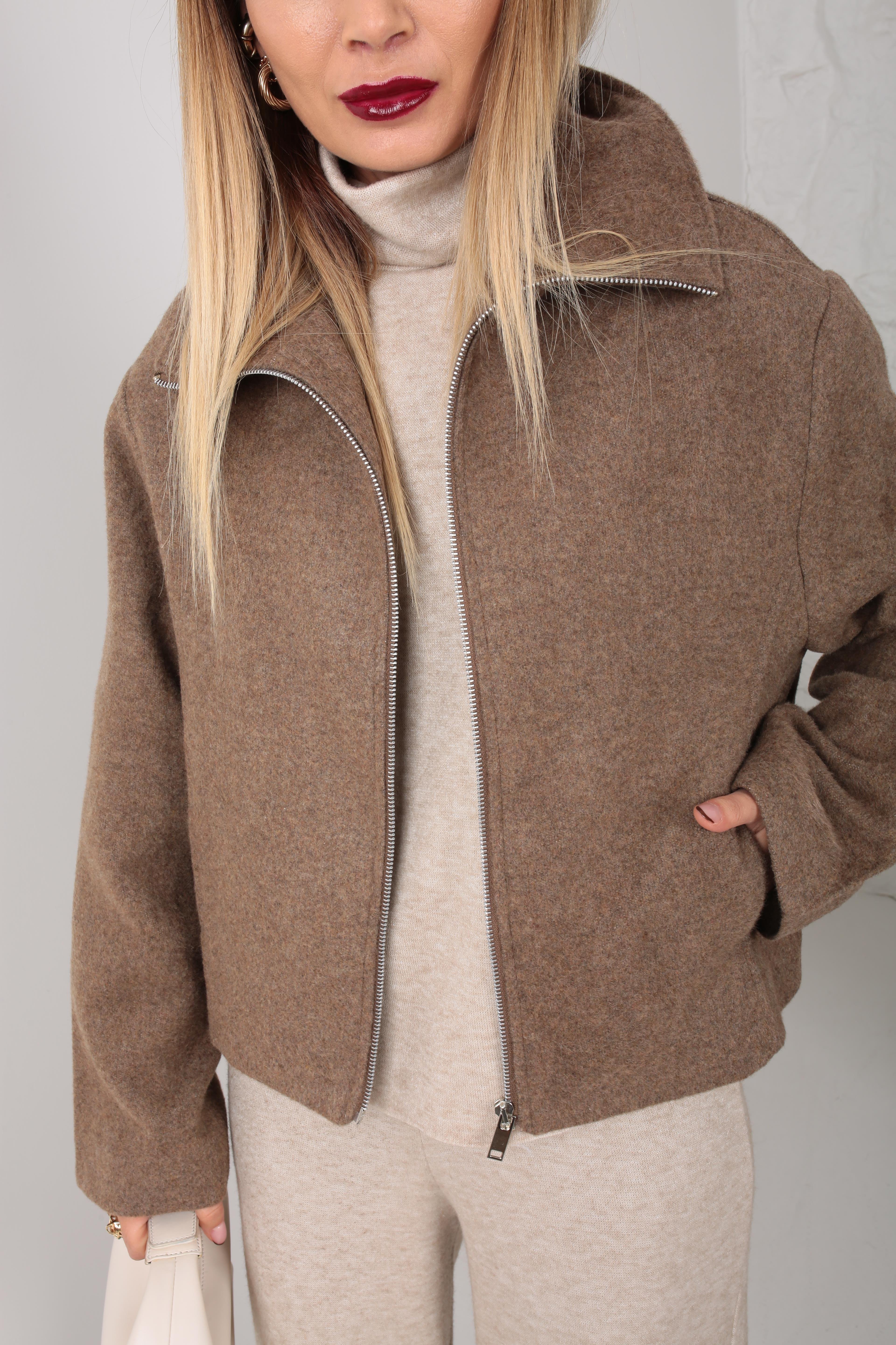 Vizon Dik Yaka Fermuarlı Kısa Kaşe Ceket CEKET