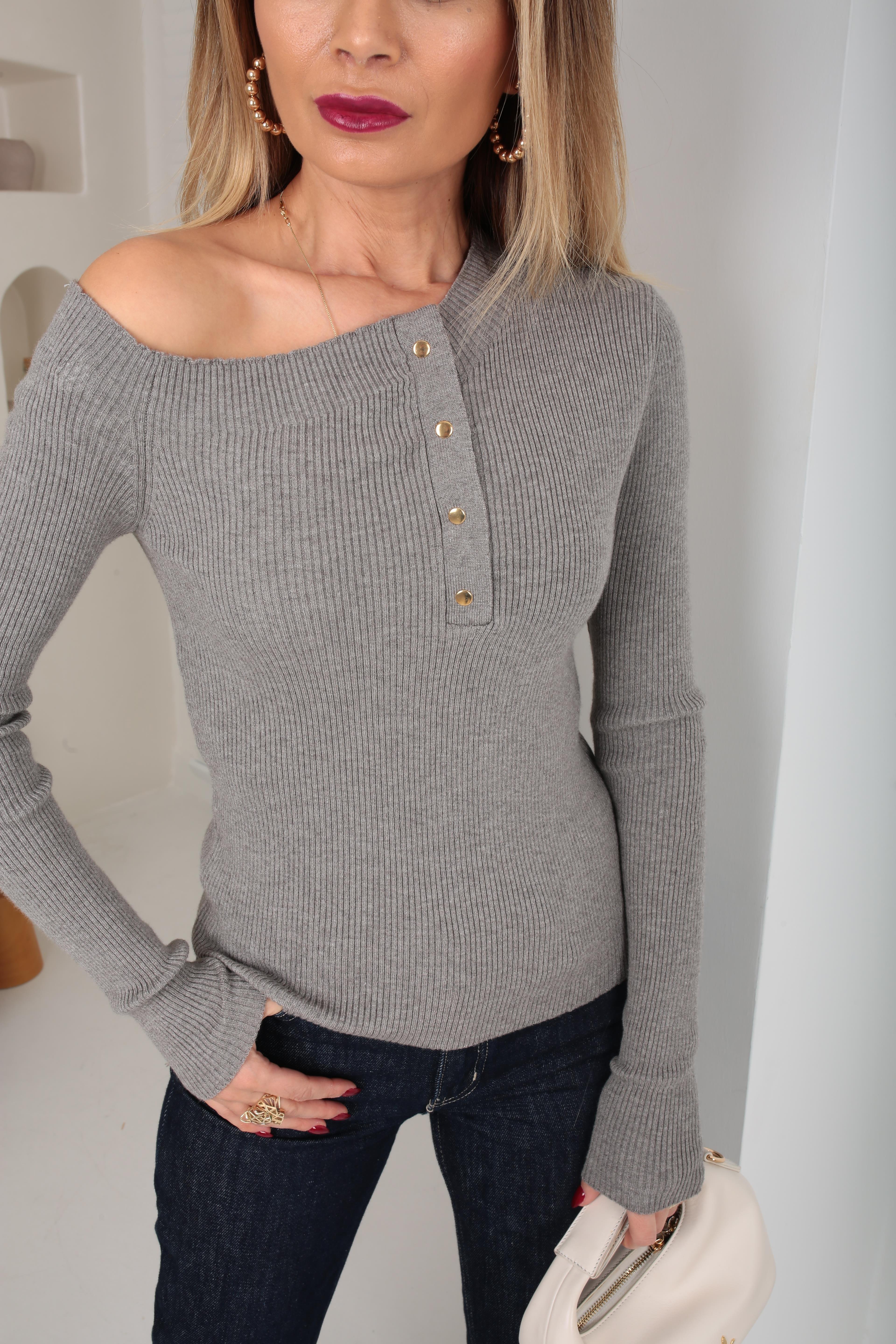 Yaka Detay Gri Çıtçıtlı Kazak TRİKO VE KAZAK