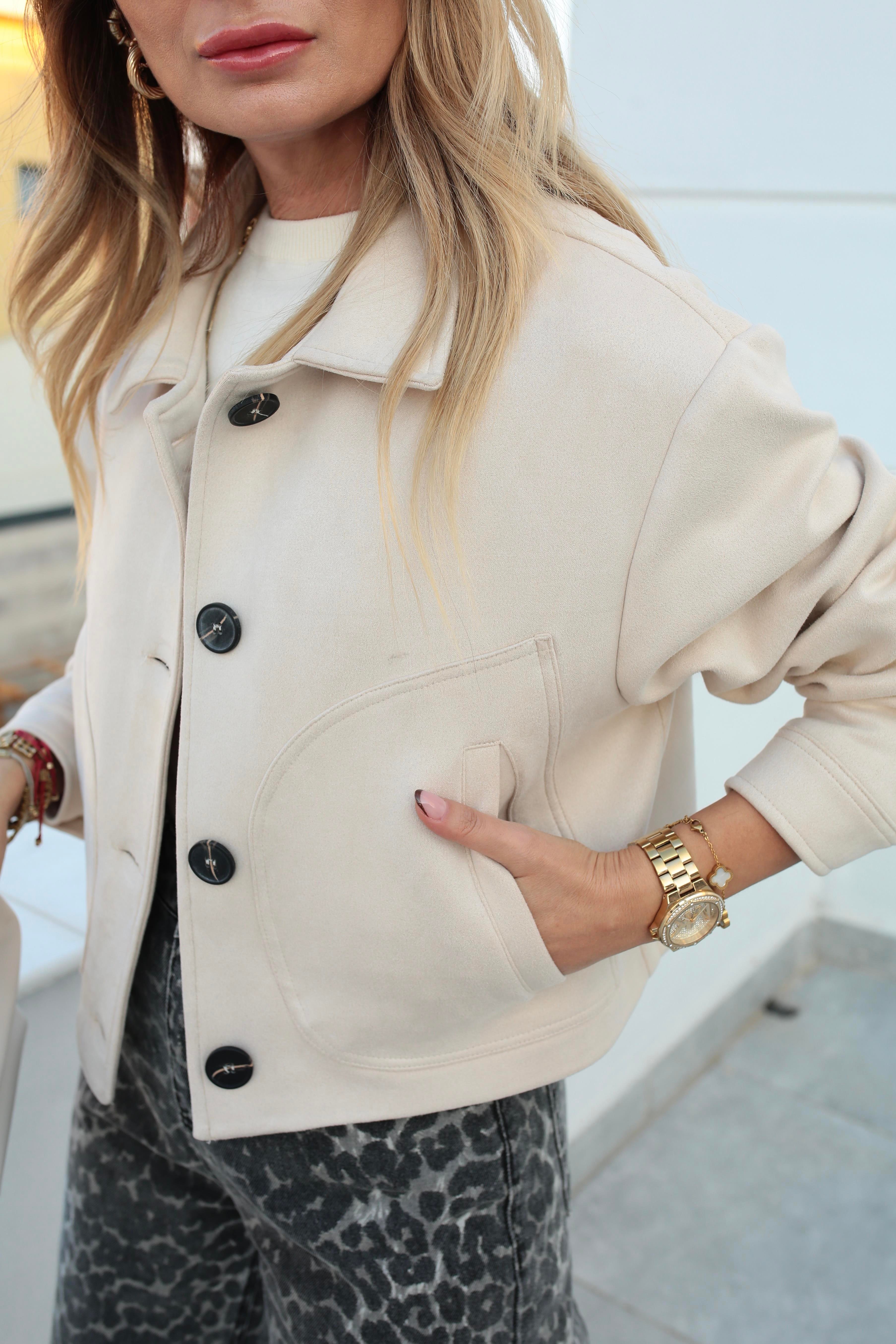 Yan Cepli Ekru Kısa Nubuk Ceket CEKET