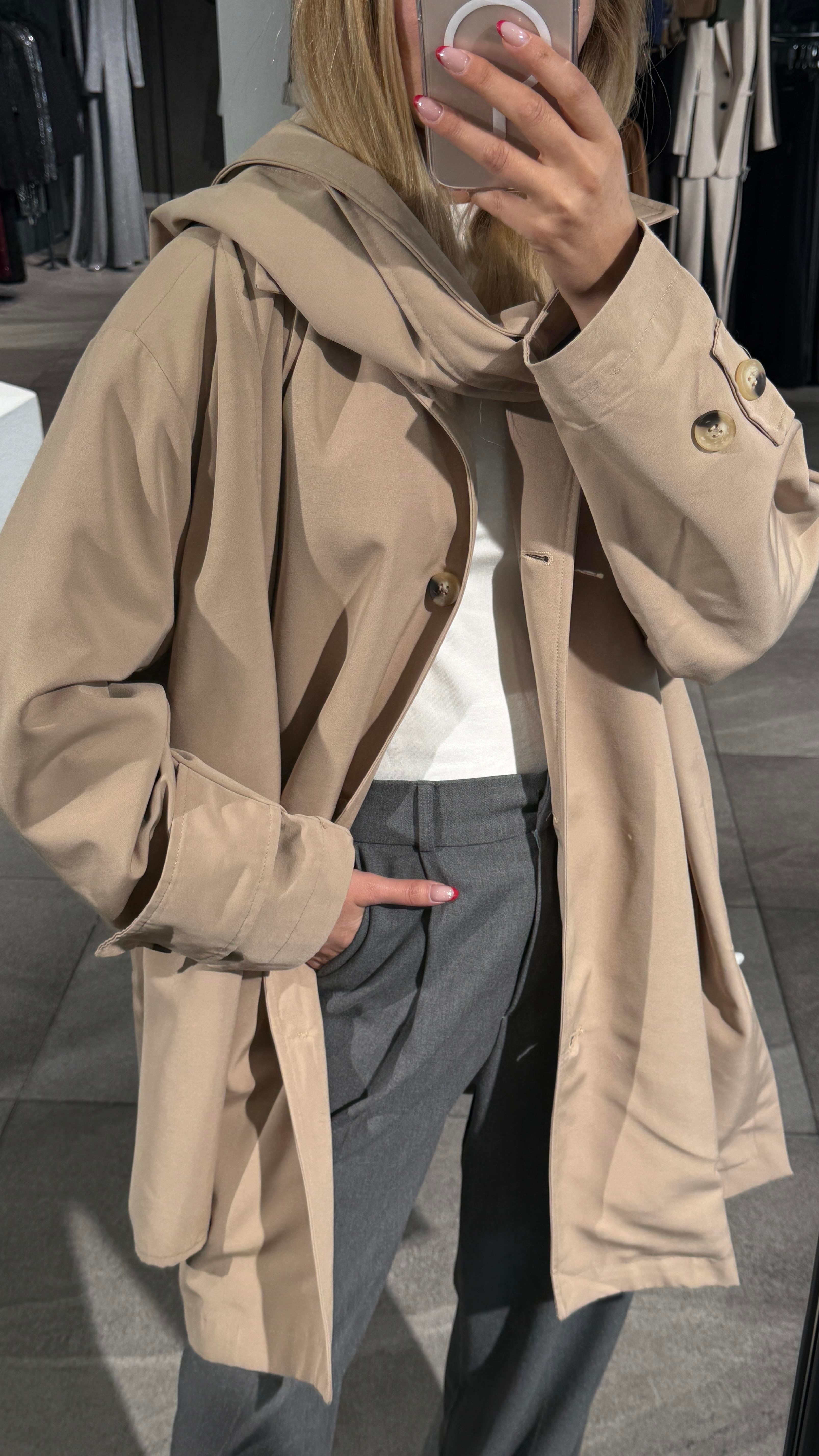 Yan Cepli Şallı Bej Treçkot TRENÇKOT