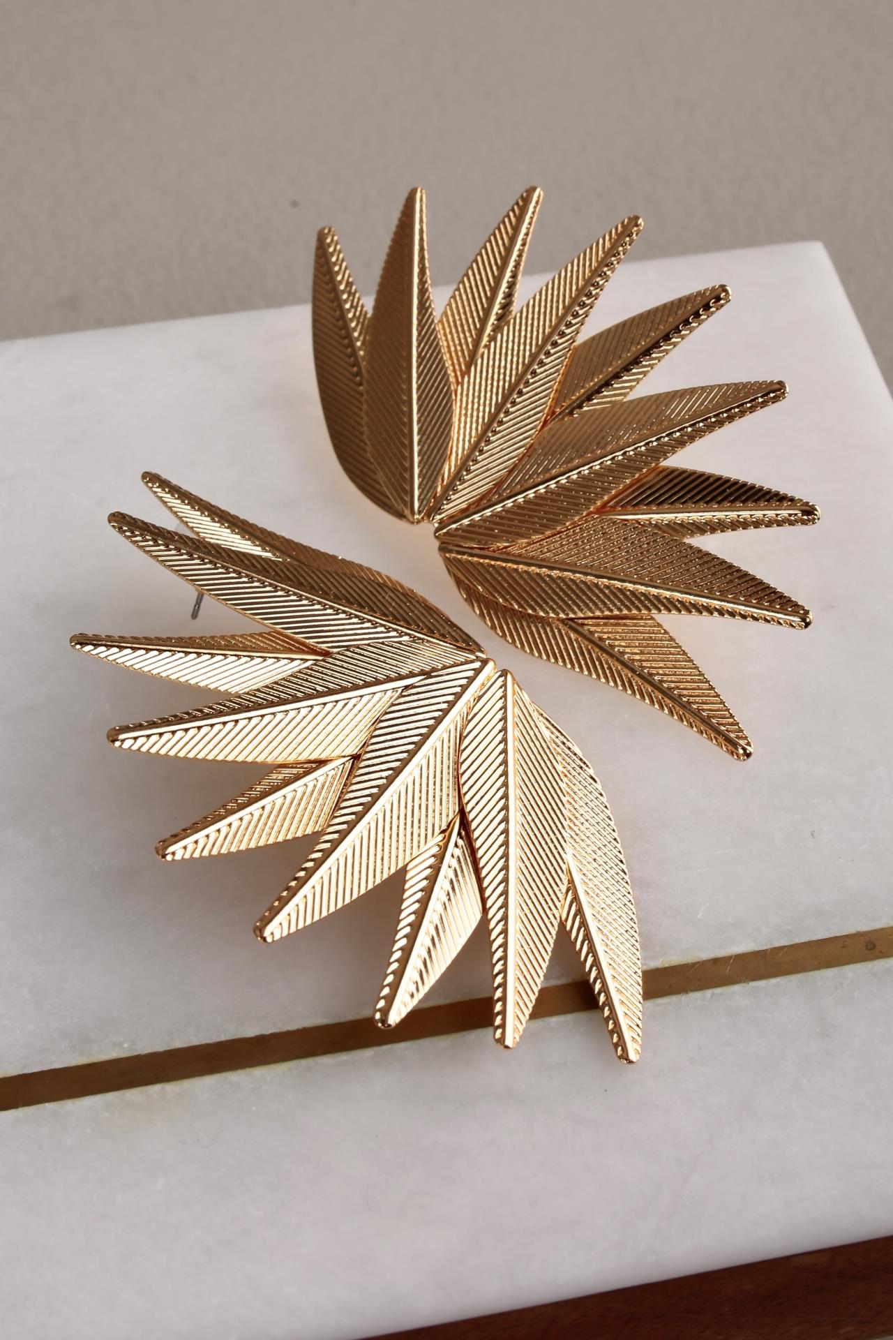 Yaprak Desen Gold Küpe KÜPE