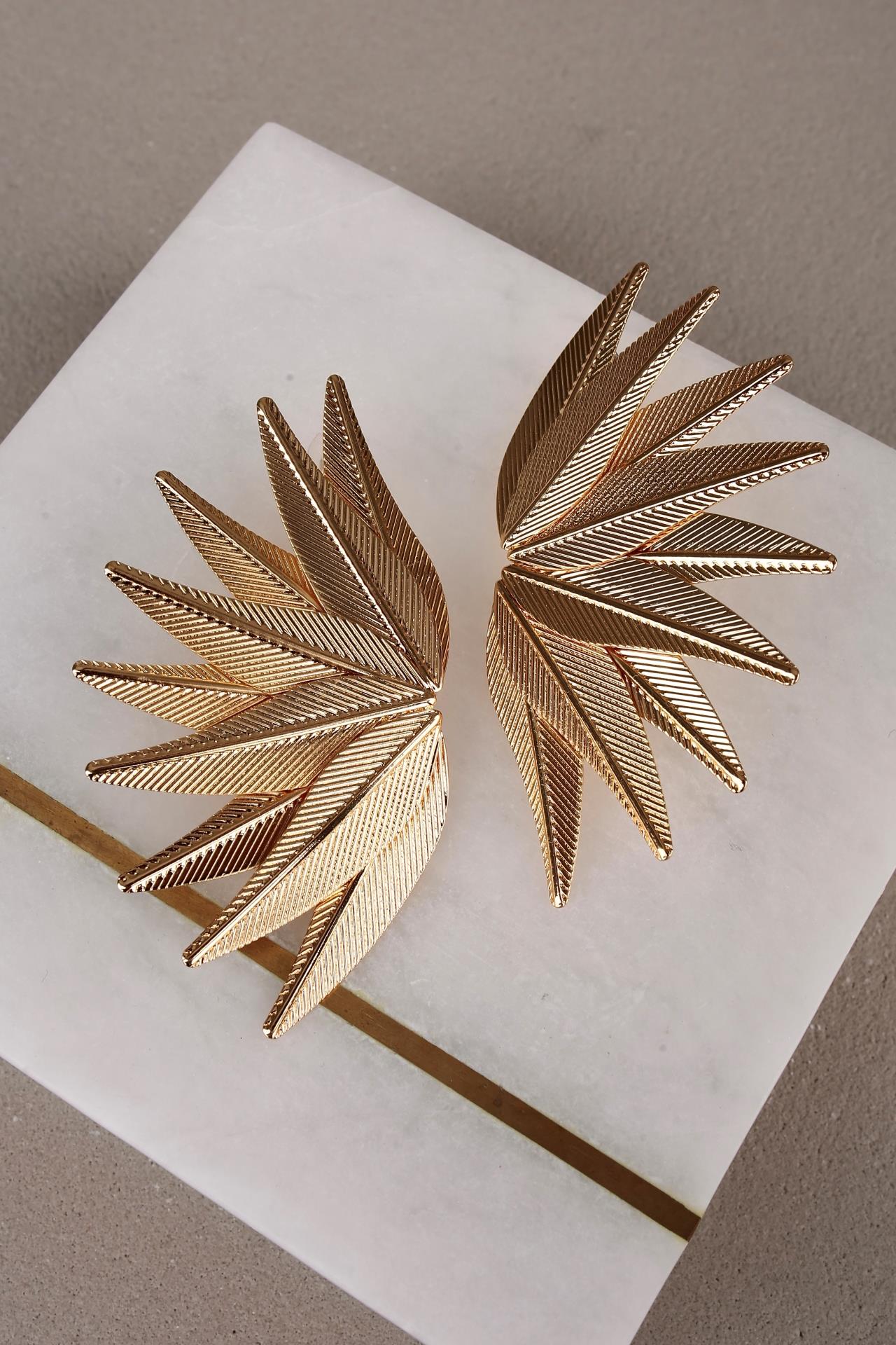 Yaprak Desen Gold Küpe KÜPE