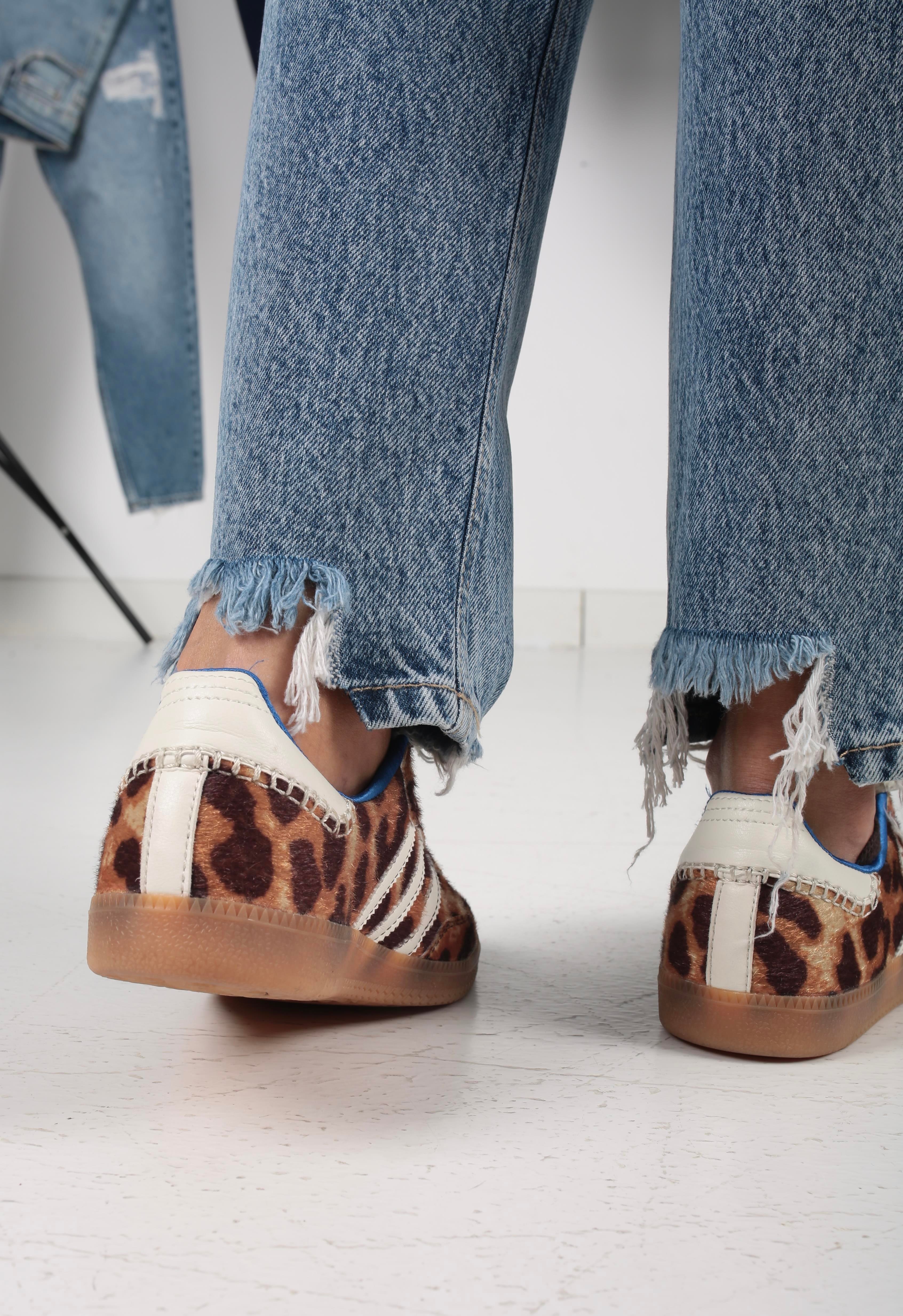 Yırtık Detay Gölgeli Mom Jean(1842-1) JEAN