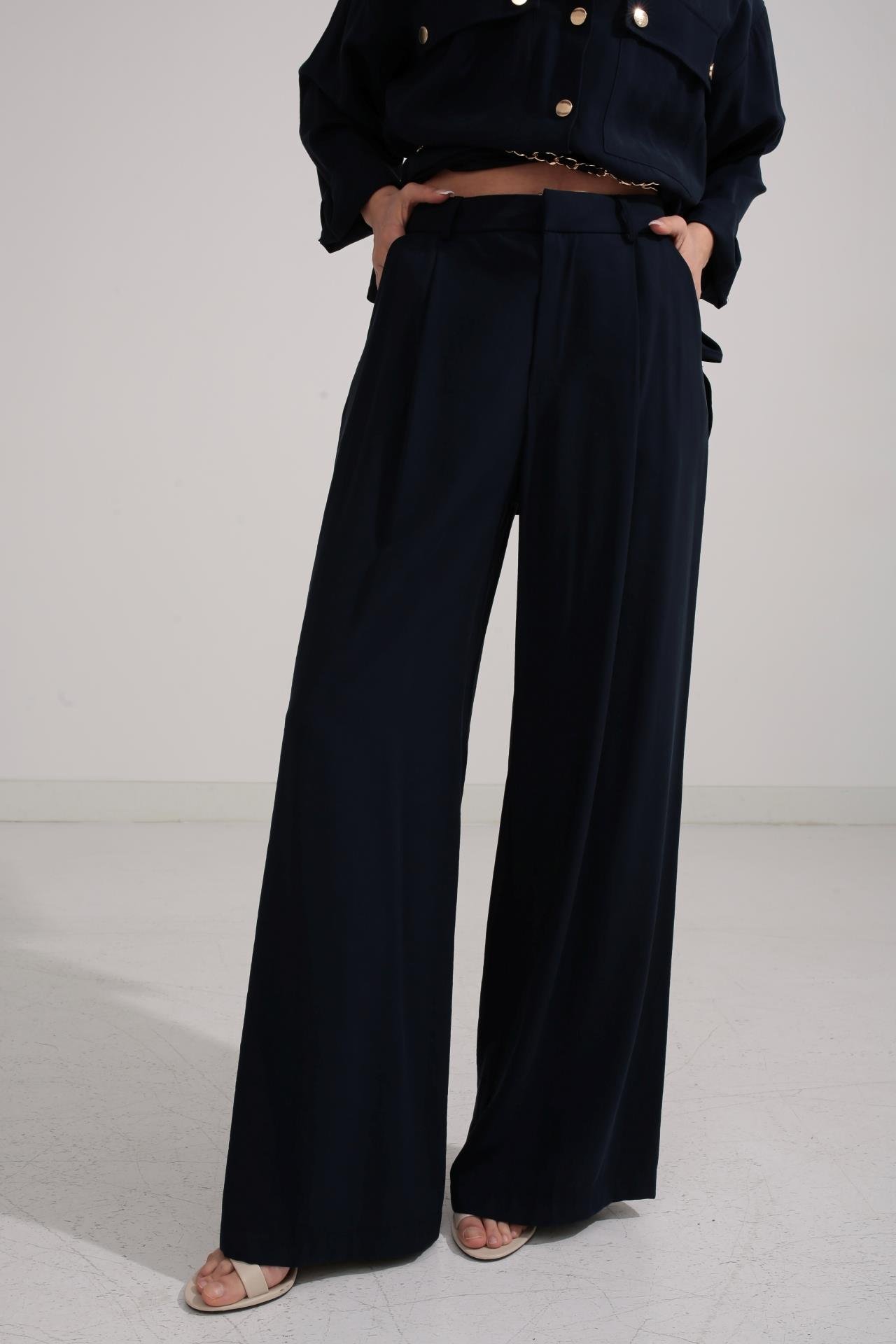 Zincir Kemerli Lacivert Tensel Takım TAKIM