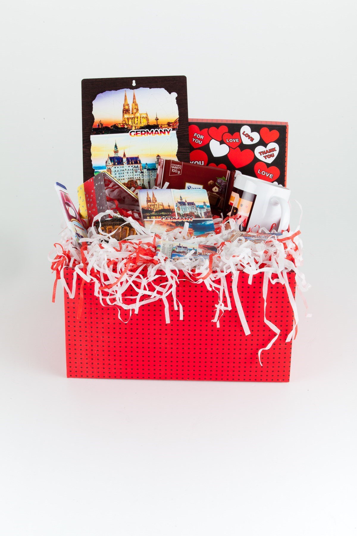 AlmanyaDünyadan HediyelerDHKTGRMNY-02entegraAlmanya Hediye Kutusu Lüks