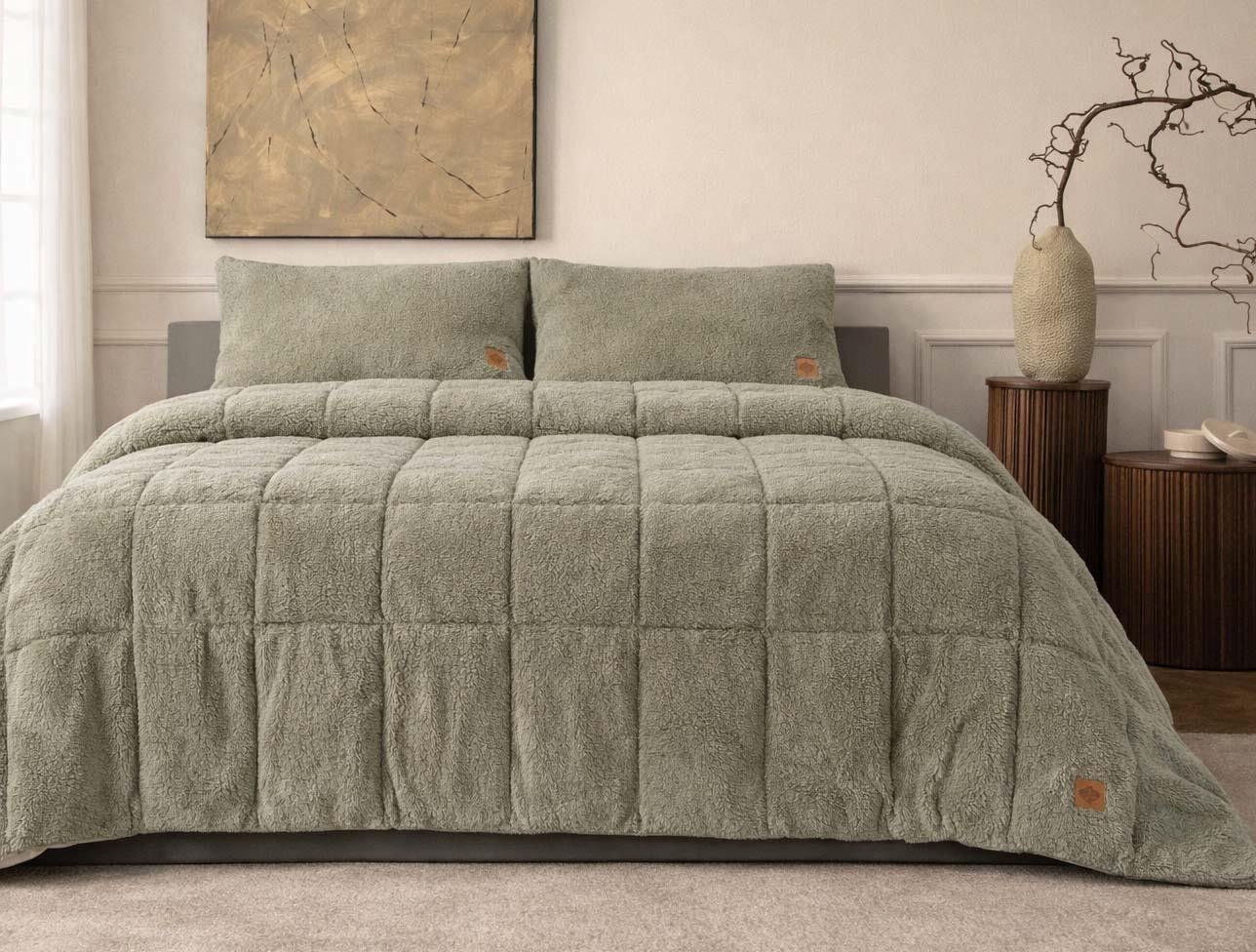 CB ÇİFT KİŞİLİK PELUŞ YORGAN SETİ TAŞ 195X215 CM