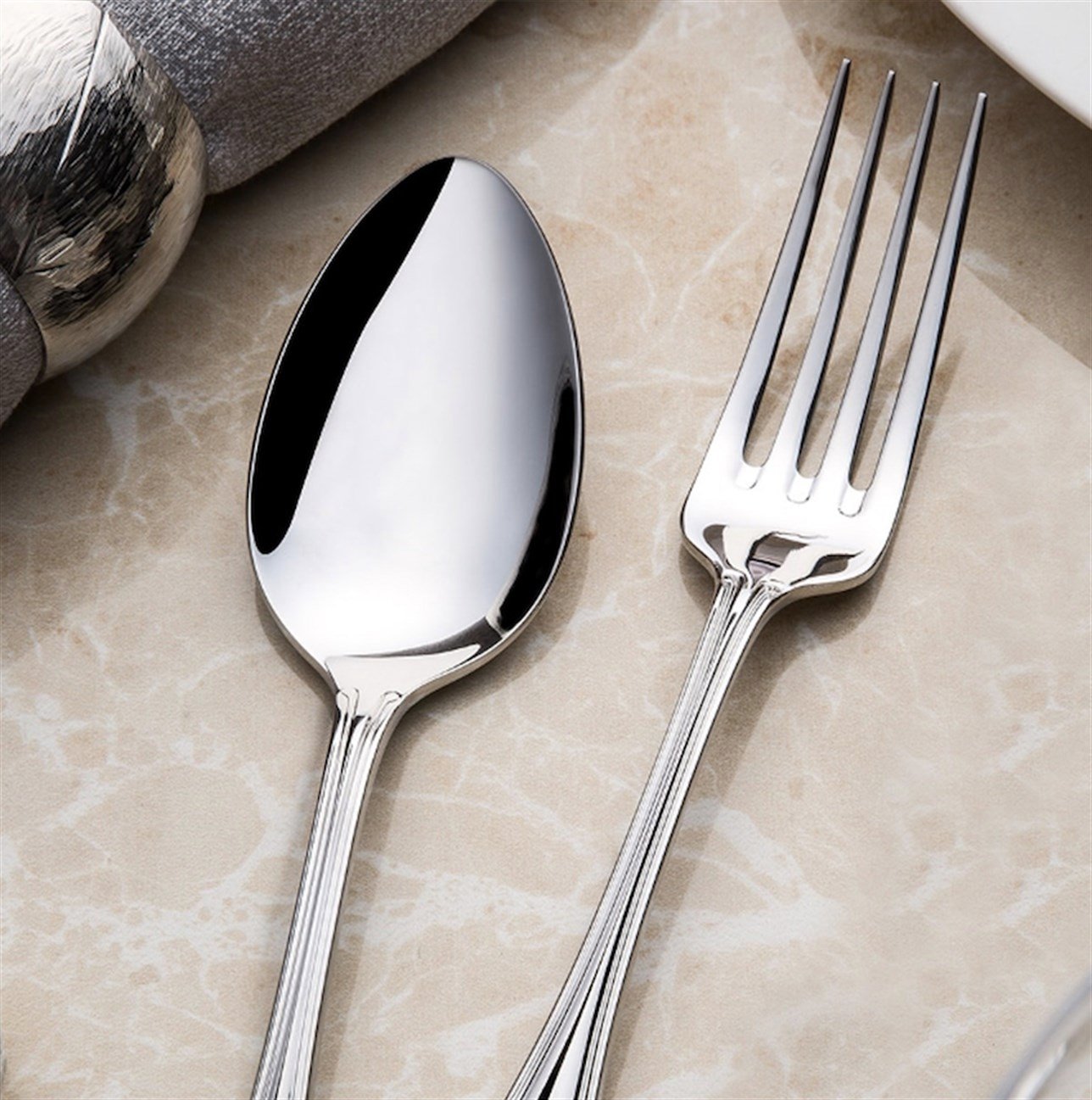 NEHİR LALEZAR SADE 60 PARÇA BÜYÜK AİLE TAKIMI