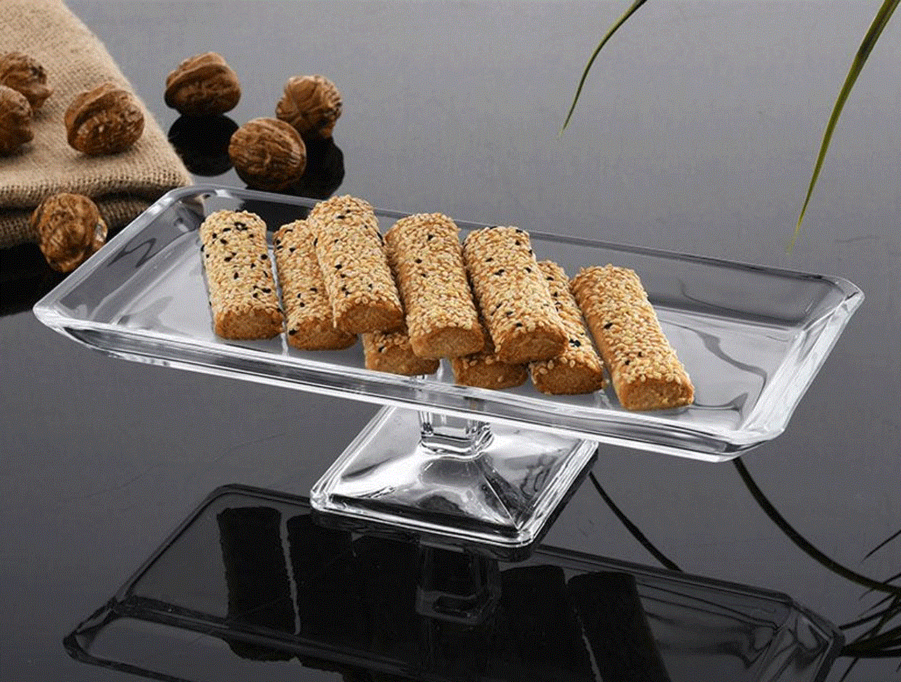 PAŞABAHÇE 95462 AYAKLI SERVİS TABAĞI GRACE