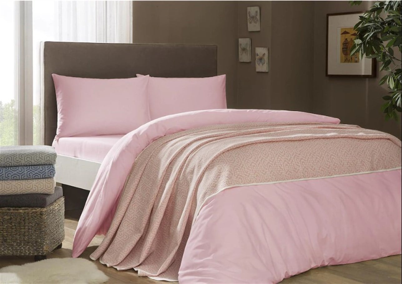 TAÇ PİKELİ NEVRESİM SETİ ÇİFT KİŞİ  ELİSE PEMBE